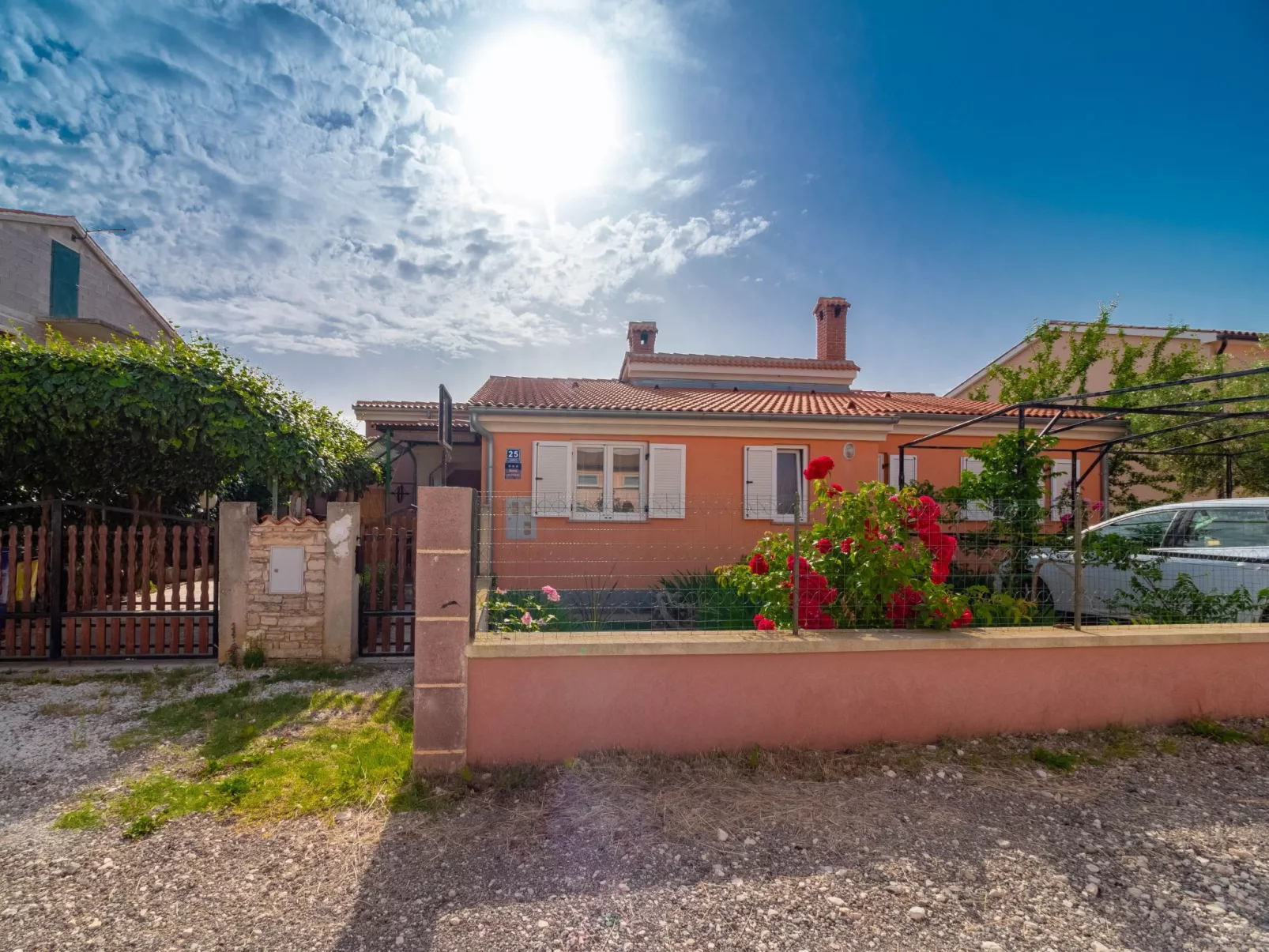 "Arijana1" mit privater Terrasse-Buiten