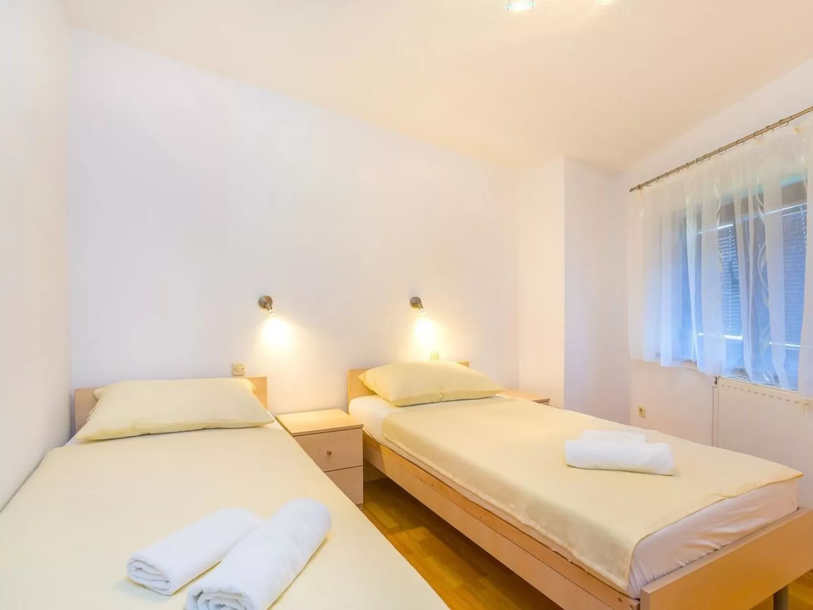 Für 4 Personen ca. 35 m&sup2; in Medulin, Istrien (Medulin und Umgebung)-Image-tags.info