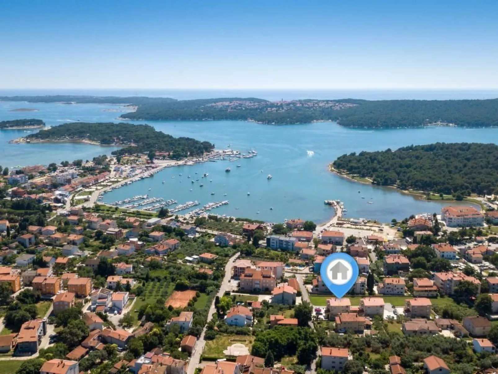 Wohnung mit Balkon-Buiten