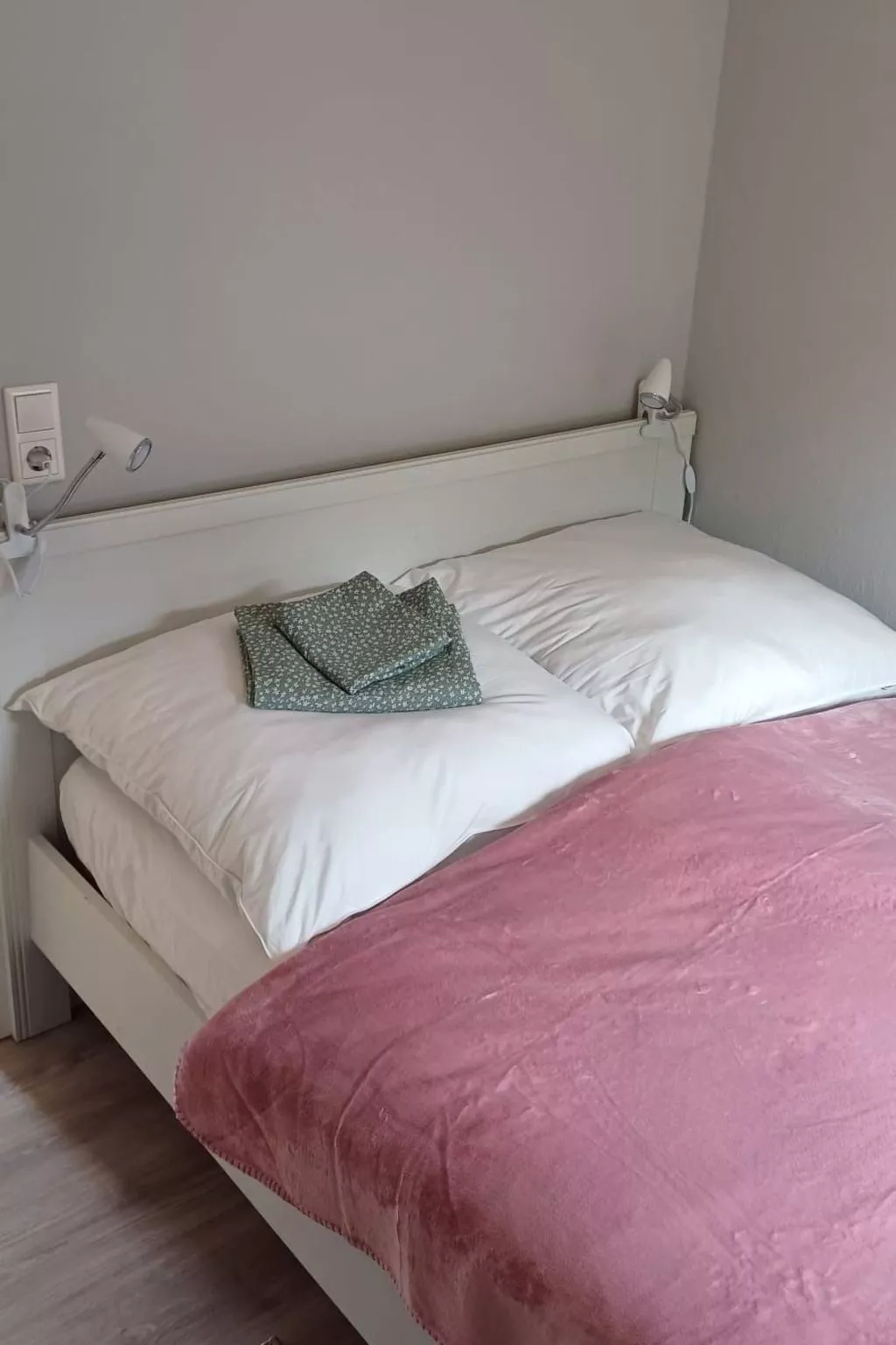 Möllis Ferienwohnung-Binnen