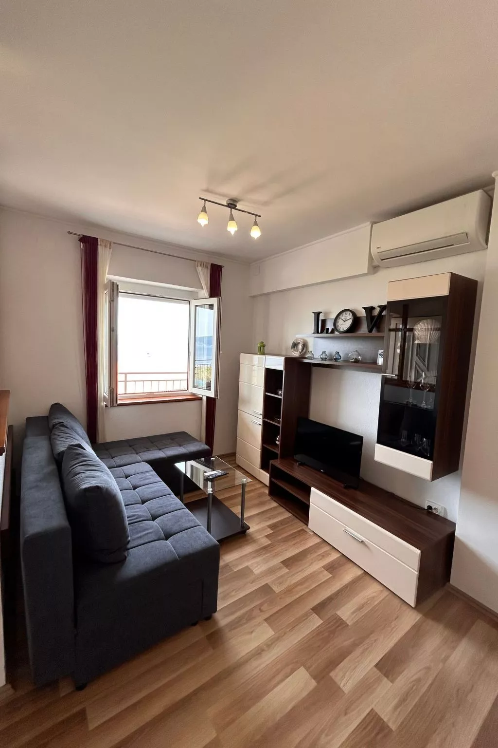 Appartement mit Jacuzzi und Meerblick-Binnen