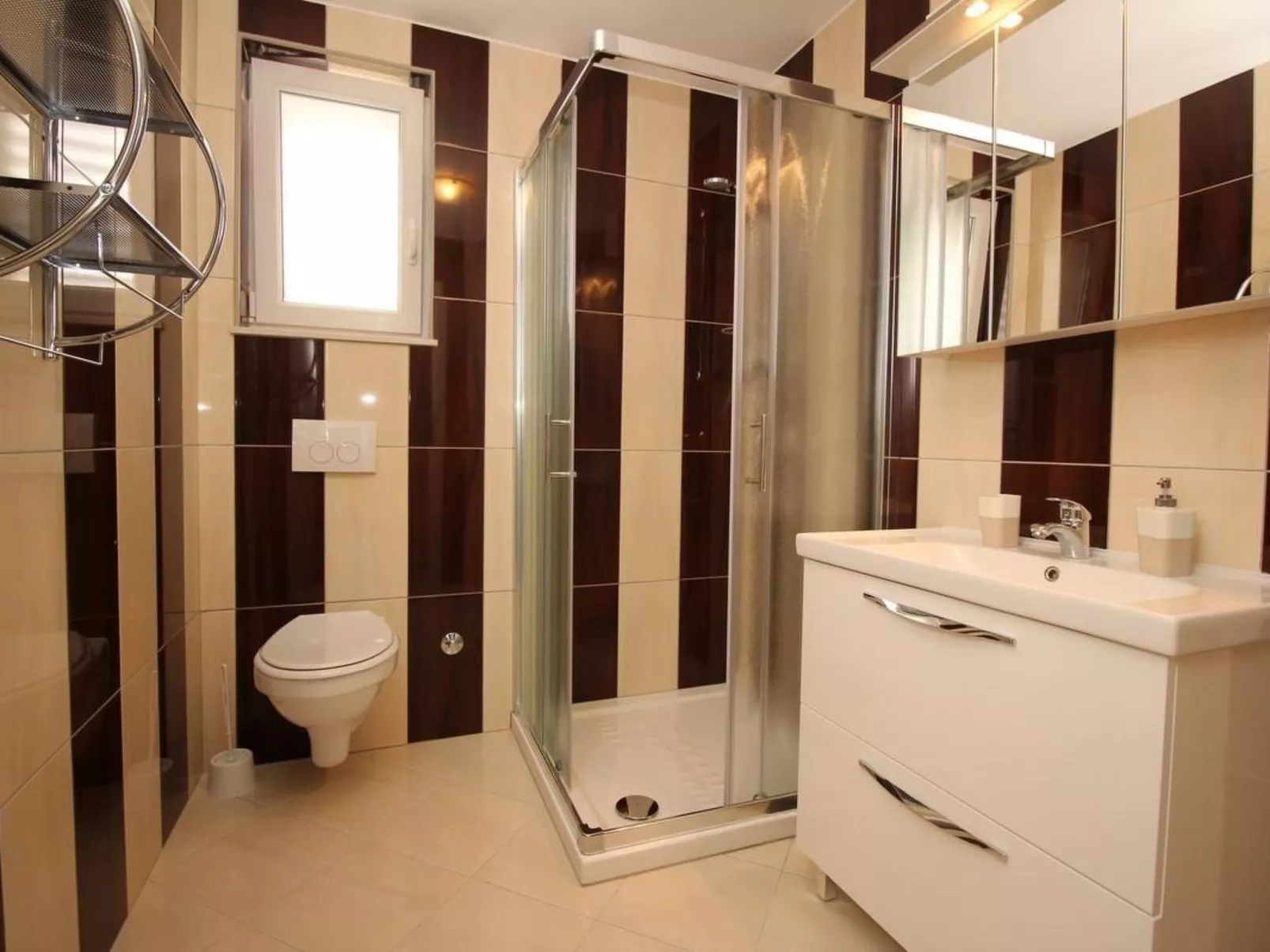 Gorica II A2+2 br.2-Binnen