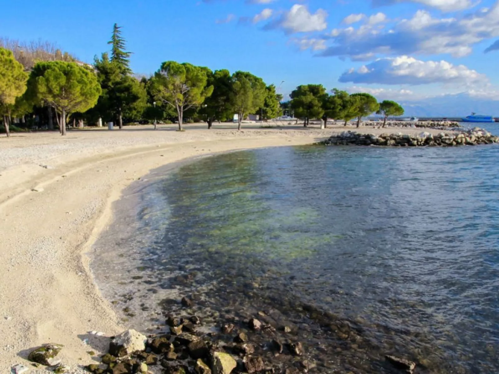Appartement für 2-3 Personen mit Balkon-Buiten