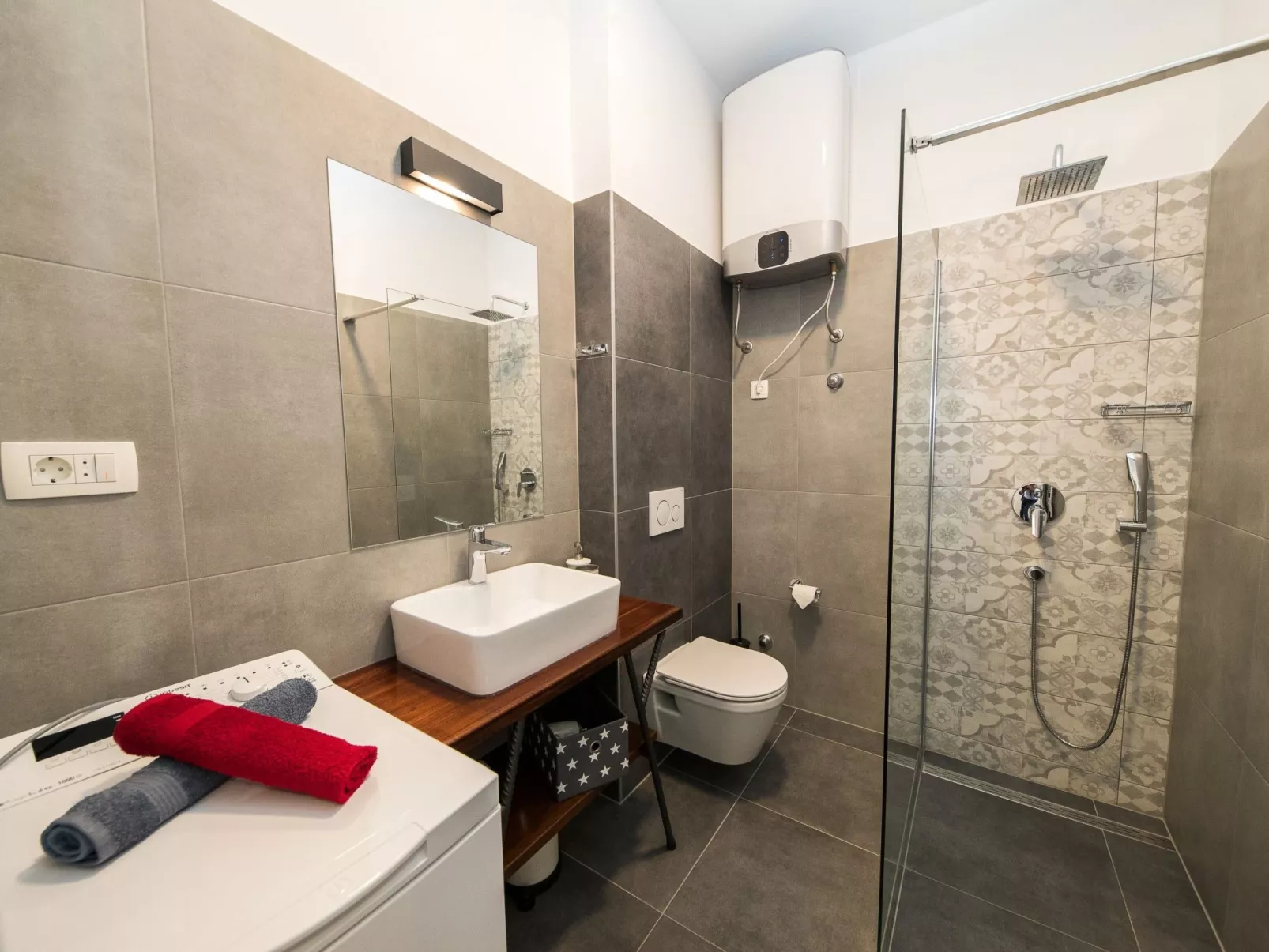 Wohnung für 4-5 Personen, 100m vom Strand entfernt-Image-tags.info