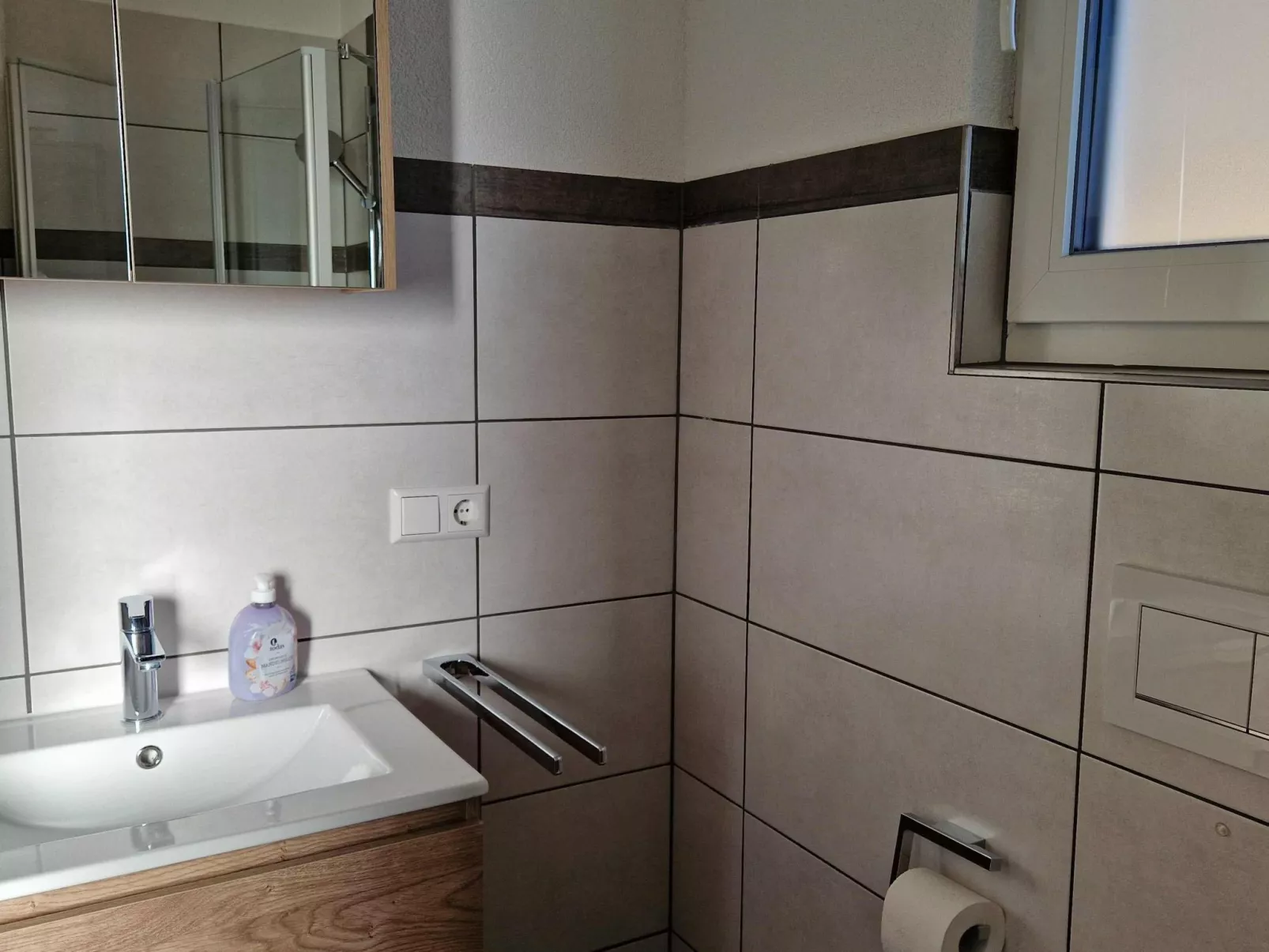 A 17 mit eigenem exklusivem Zugang zum Binnensee-Image-tags.info