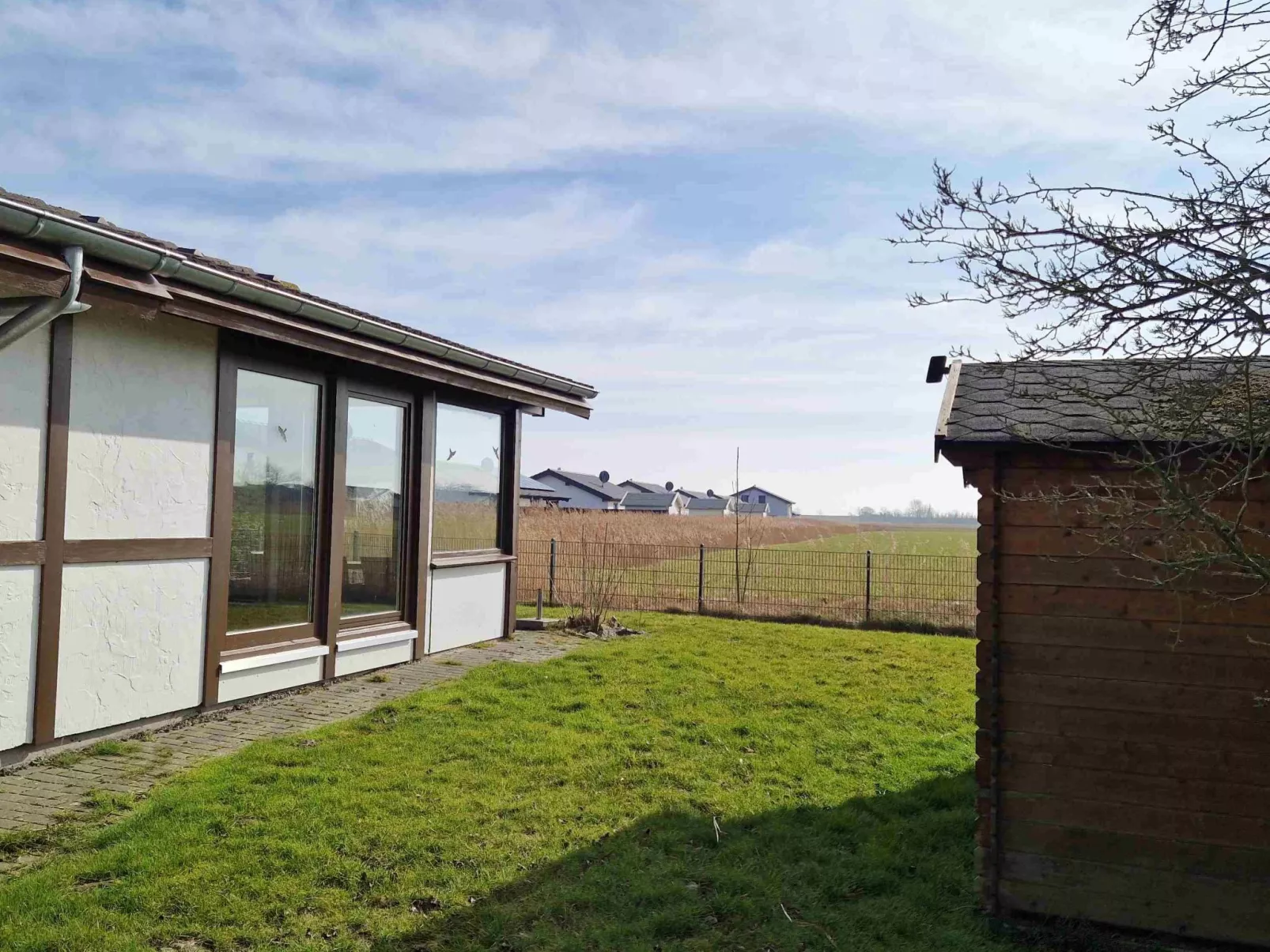 Haus F 21, Randlage mit Wiesenweitblick eingezäu-Image-tags.info