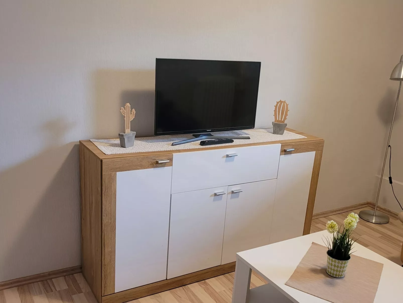 In der Nähe  vom Deich und Strand-Binnen