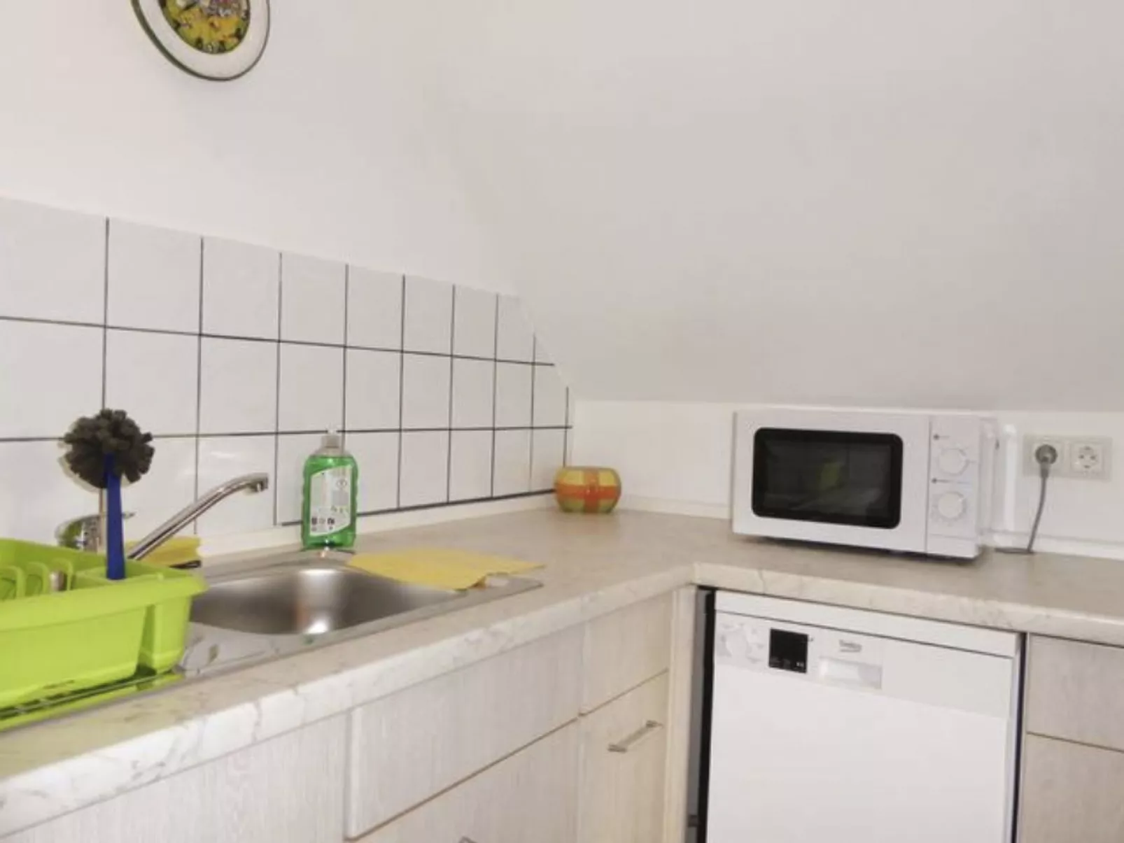 Wohung mit Balkon und Garten nahe Stadtgrenze-Binnen