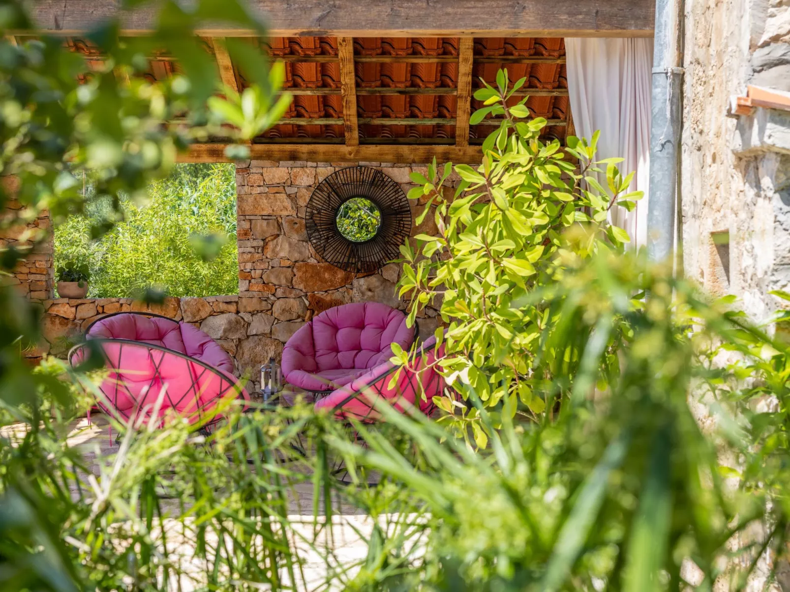 In Rudina mit Privatem Pool-Buiten