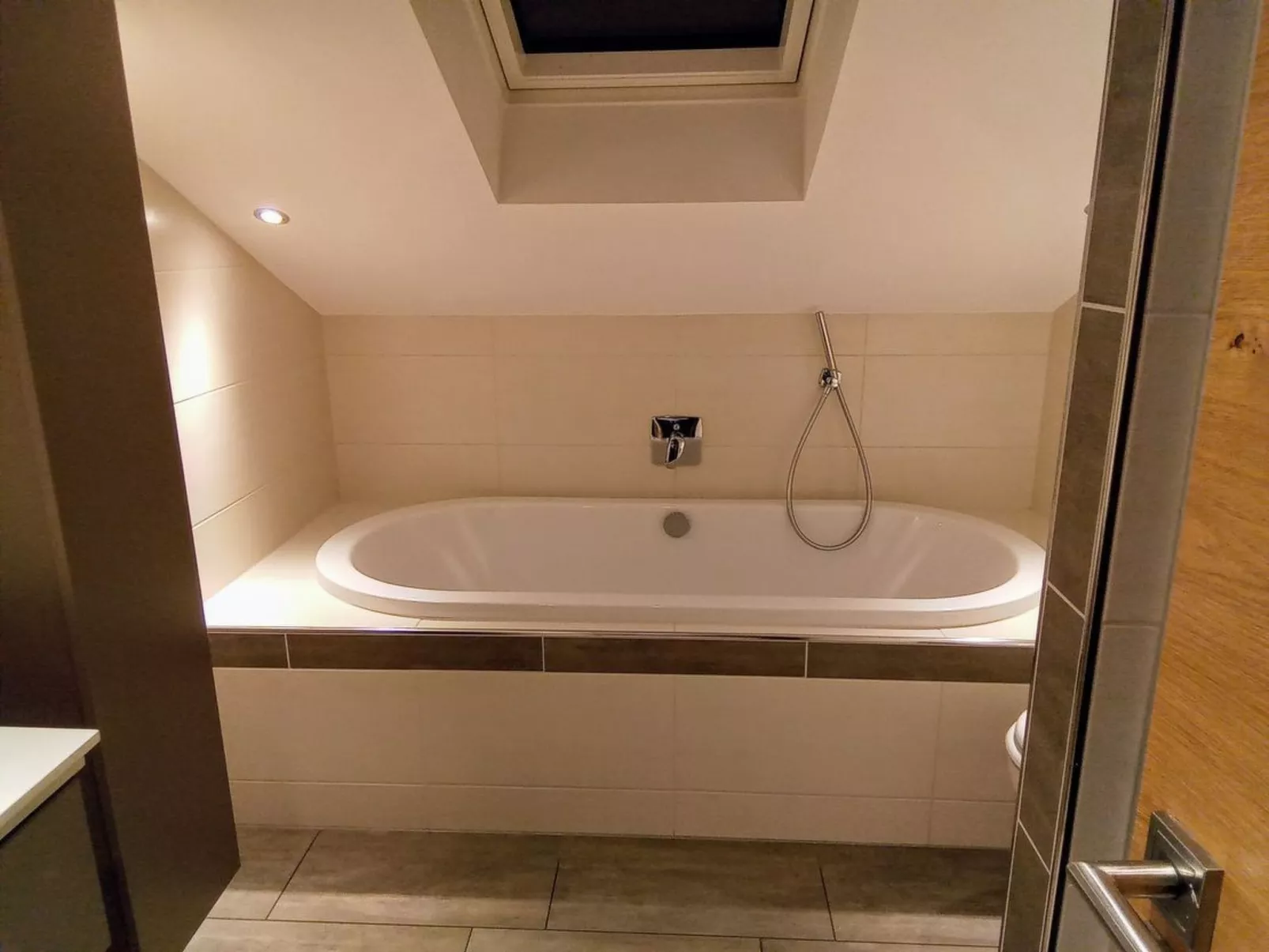 Exclusive Ferienwohnung mit Balkon-Image-tags.info