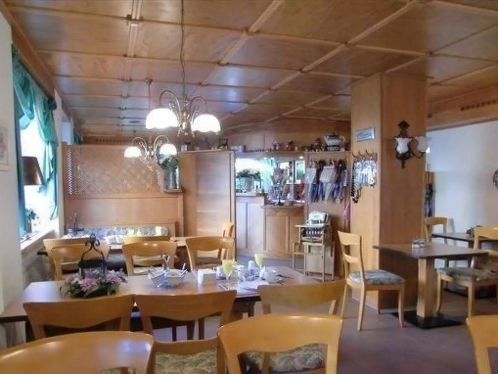 Vakantiehuis "Haus Talschänke" met terras-Binnen