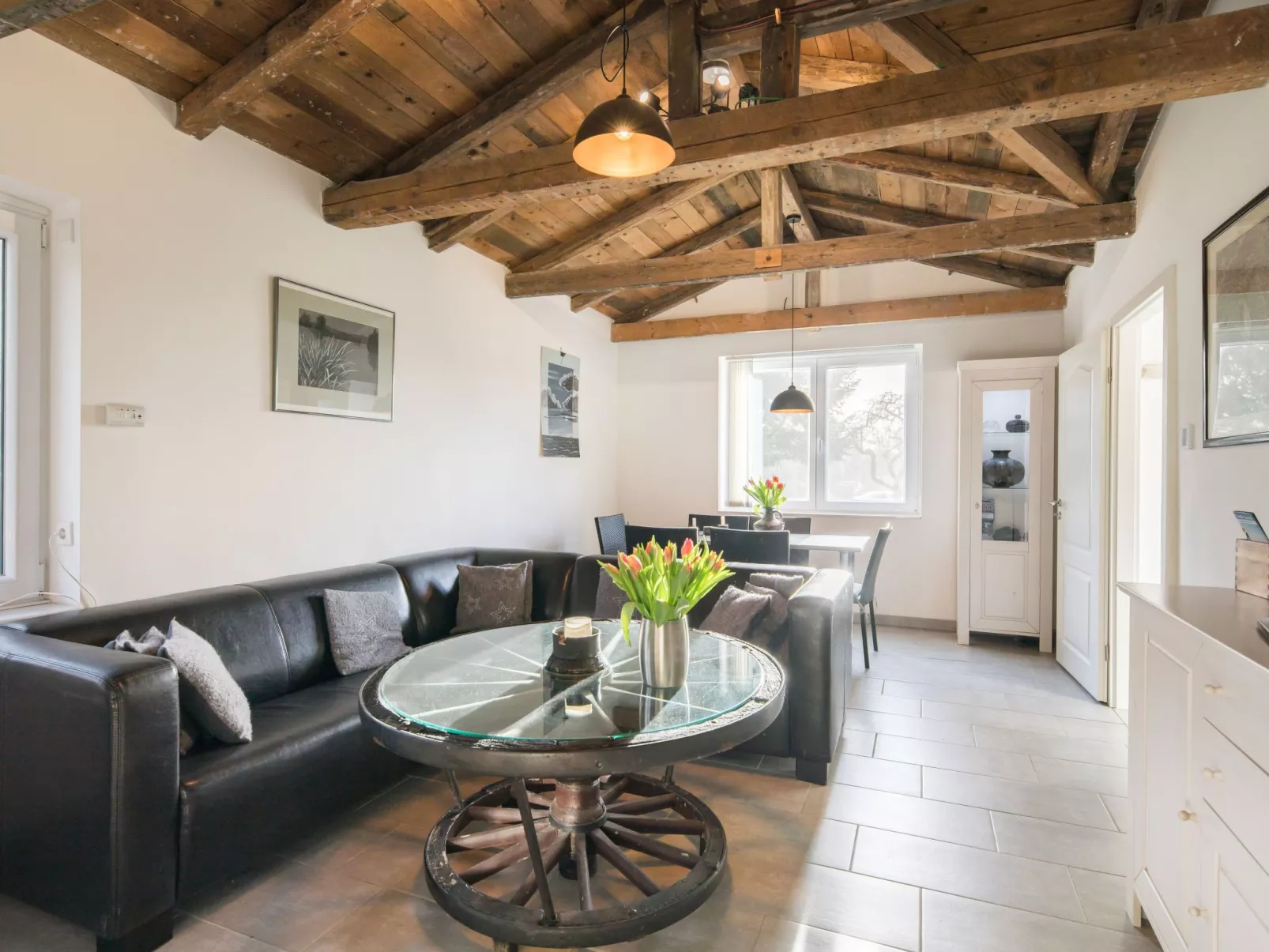 Rustikal und Modern-Binnen