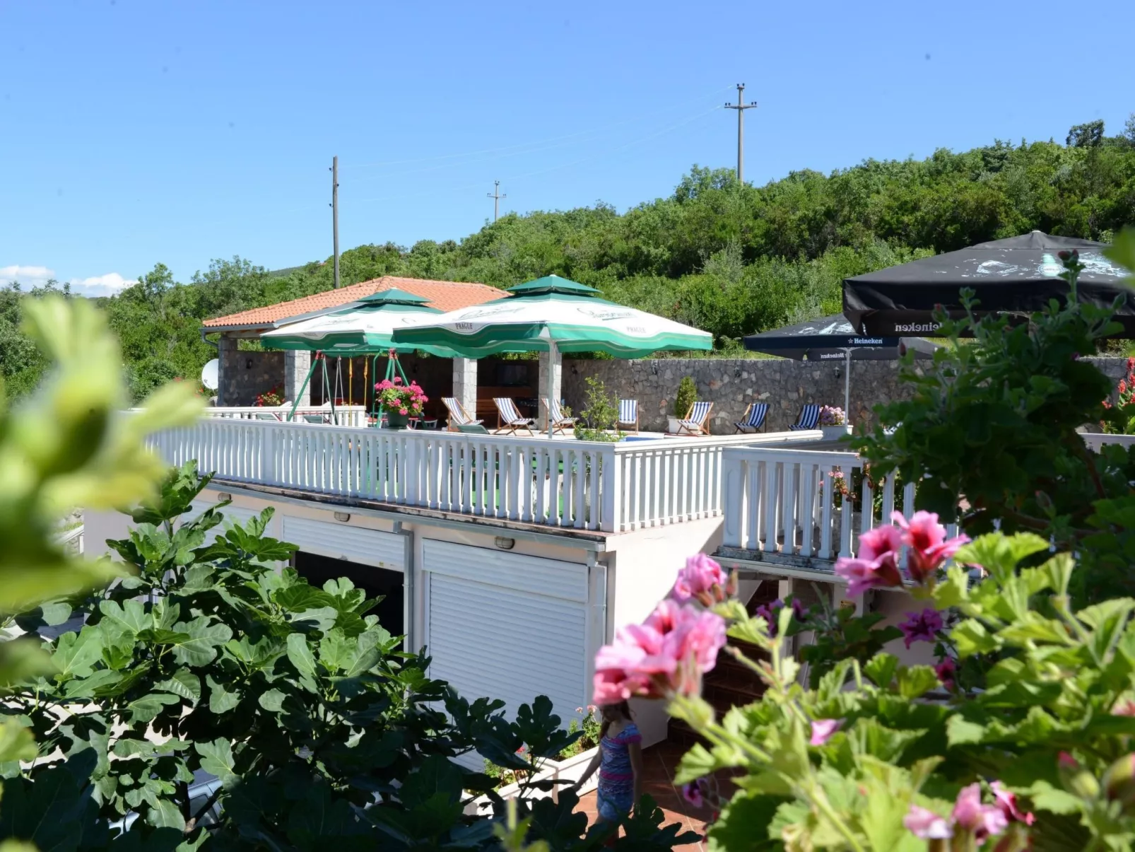 Studioapartment Lazarevic mit Balkon - Buiten