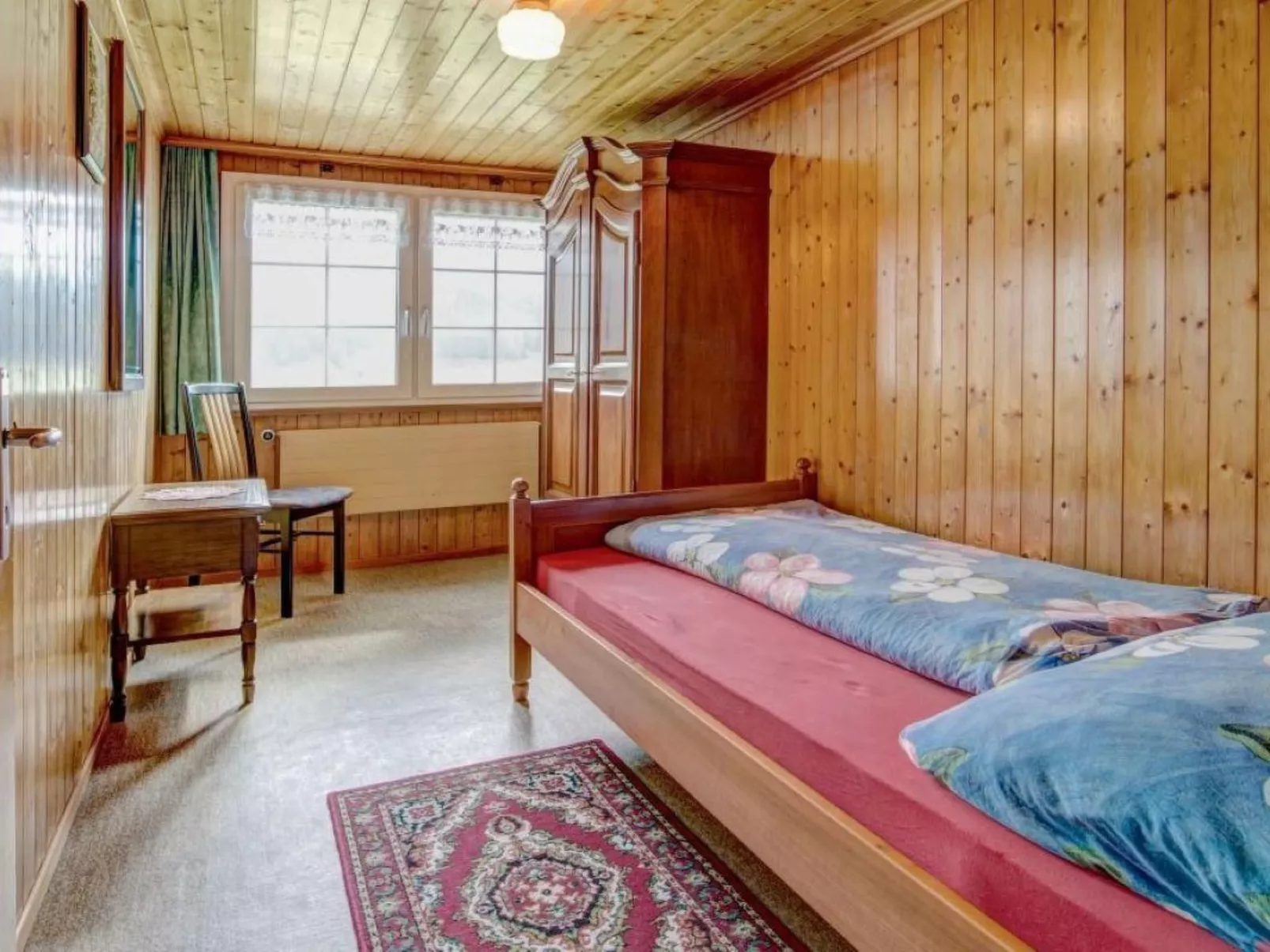 Hautle-Image-tags.info