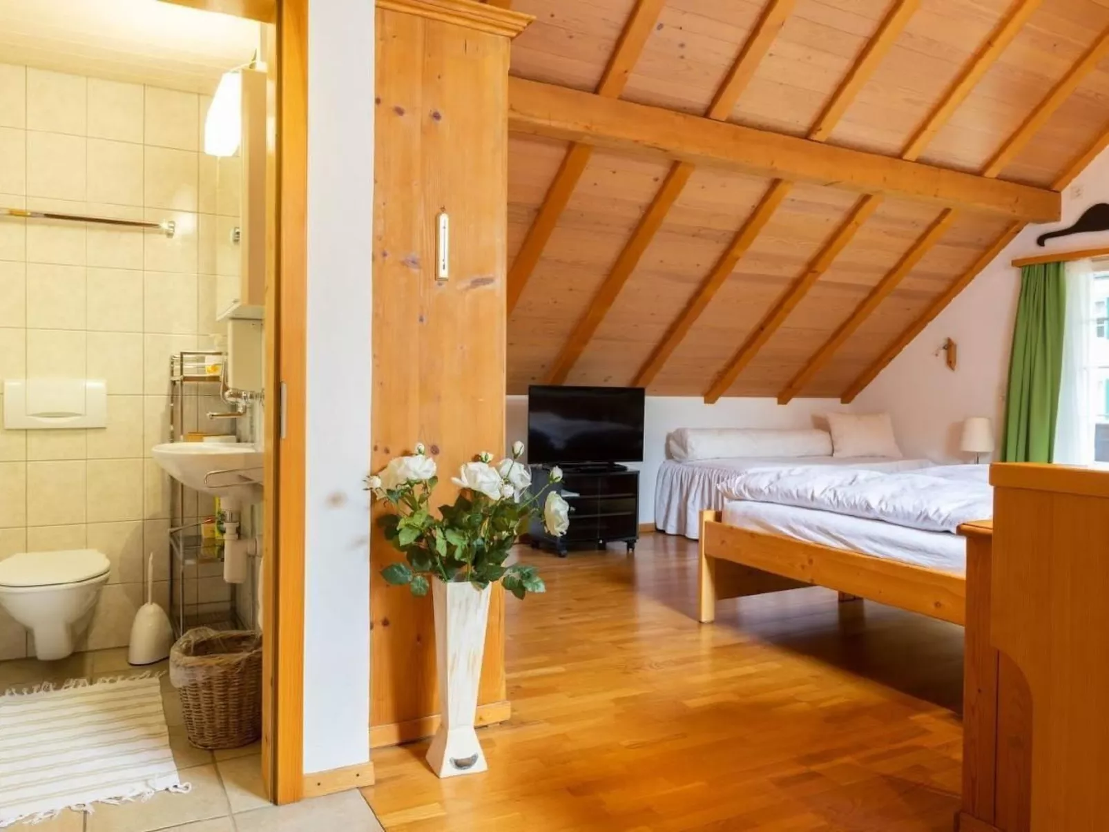 Unterkunft auf 2 Etagen-Binnen