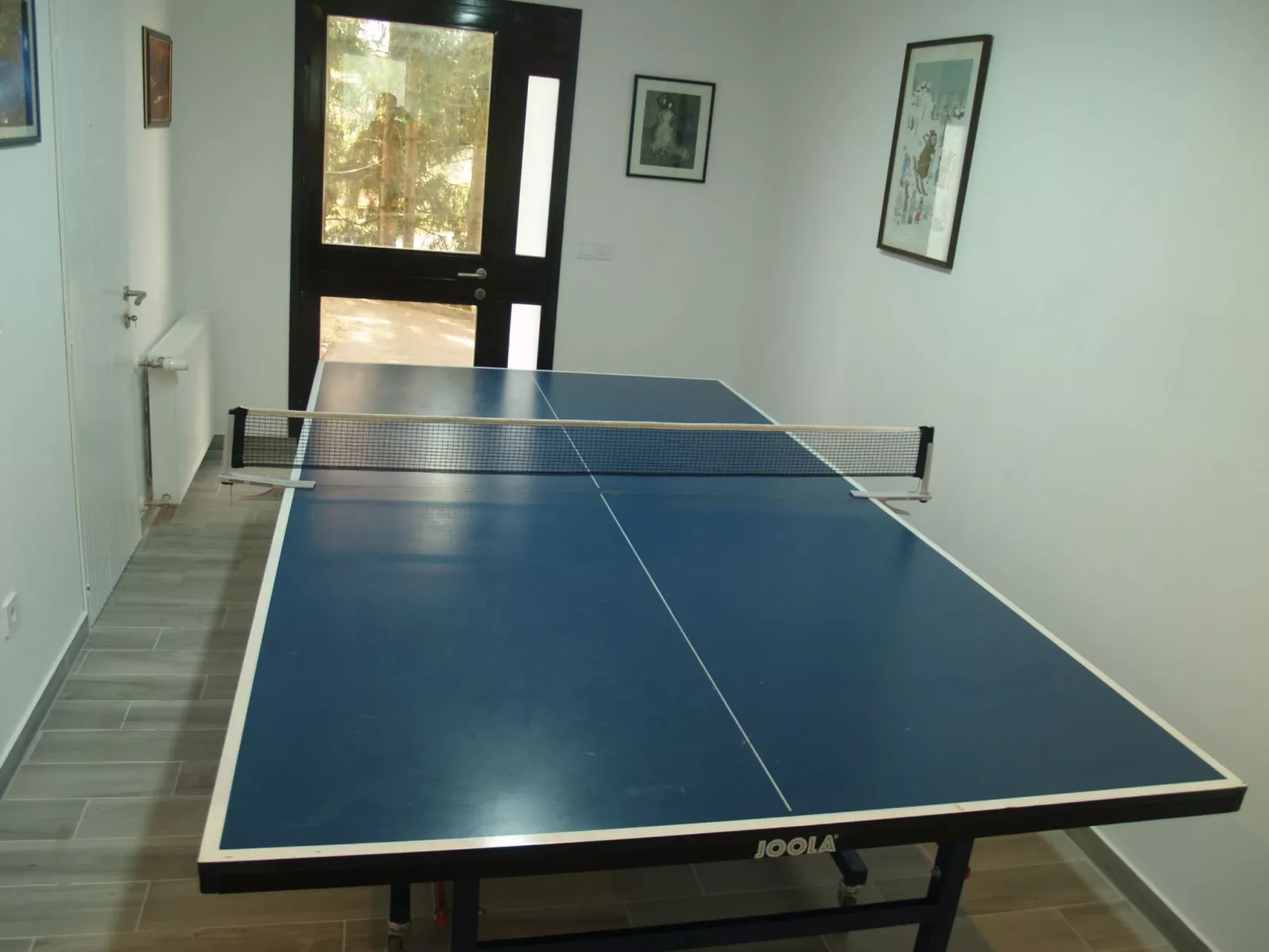 Mit Terrasse, Grill und Garten-Binnen