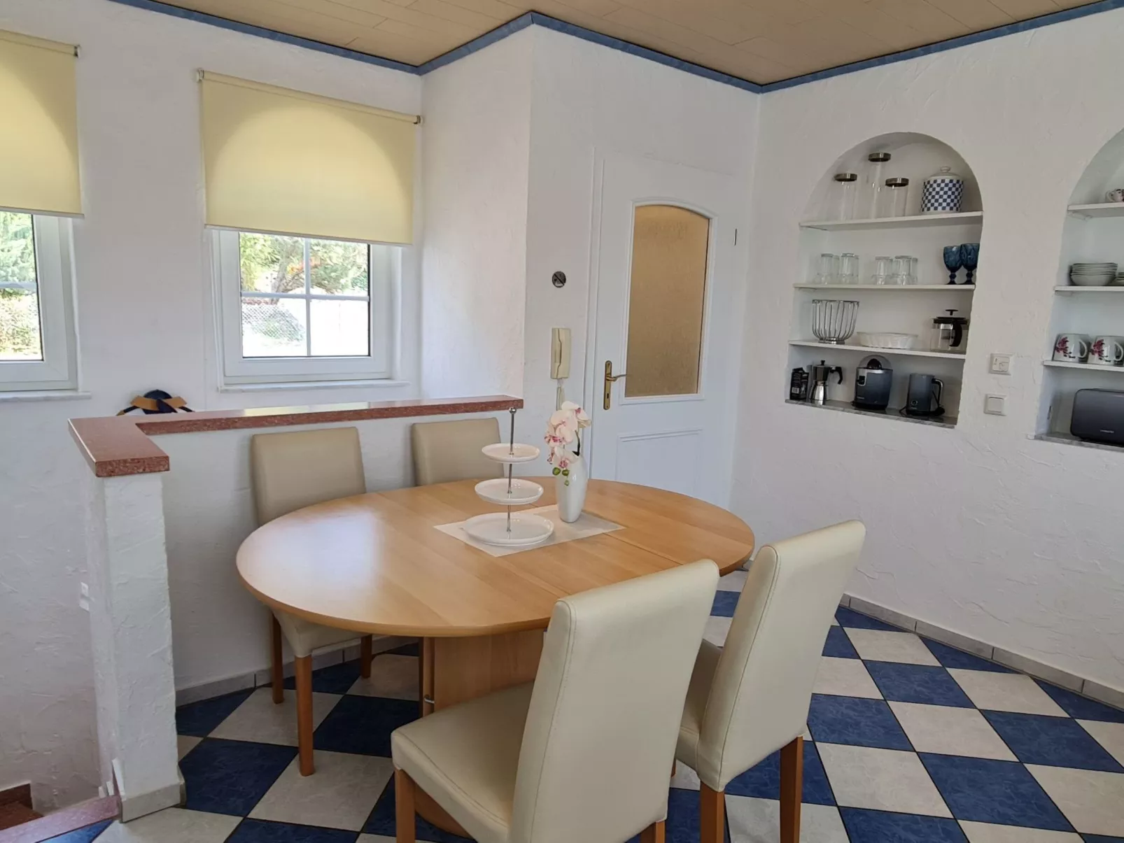 Dreibettzimmer mit Lounge-Terrasse und Garten - Binnen