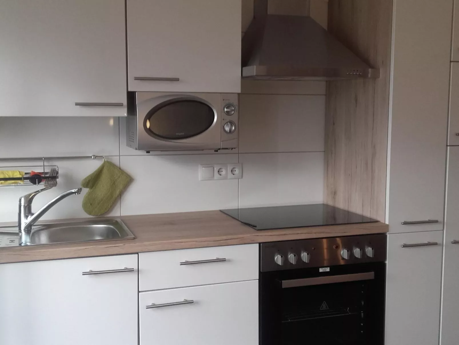 Wohnung mit großer Gartenterrasse und Ausblick-Binnen