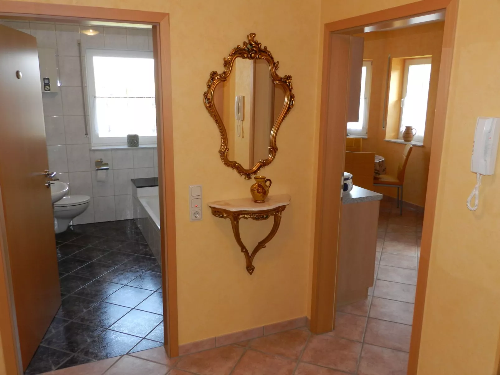 Schöne Ferienwohnung mit Terrasse und Moselblick-Binnen