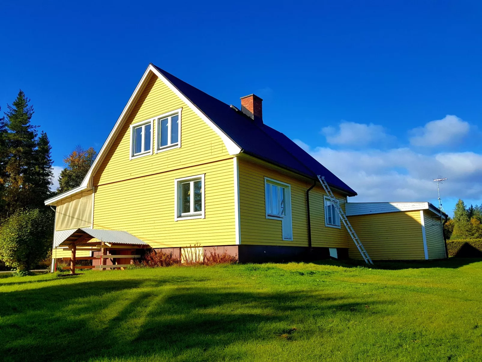 Gemütliches Ferienhaus in der Wildnis Lapplands-Buiten