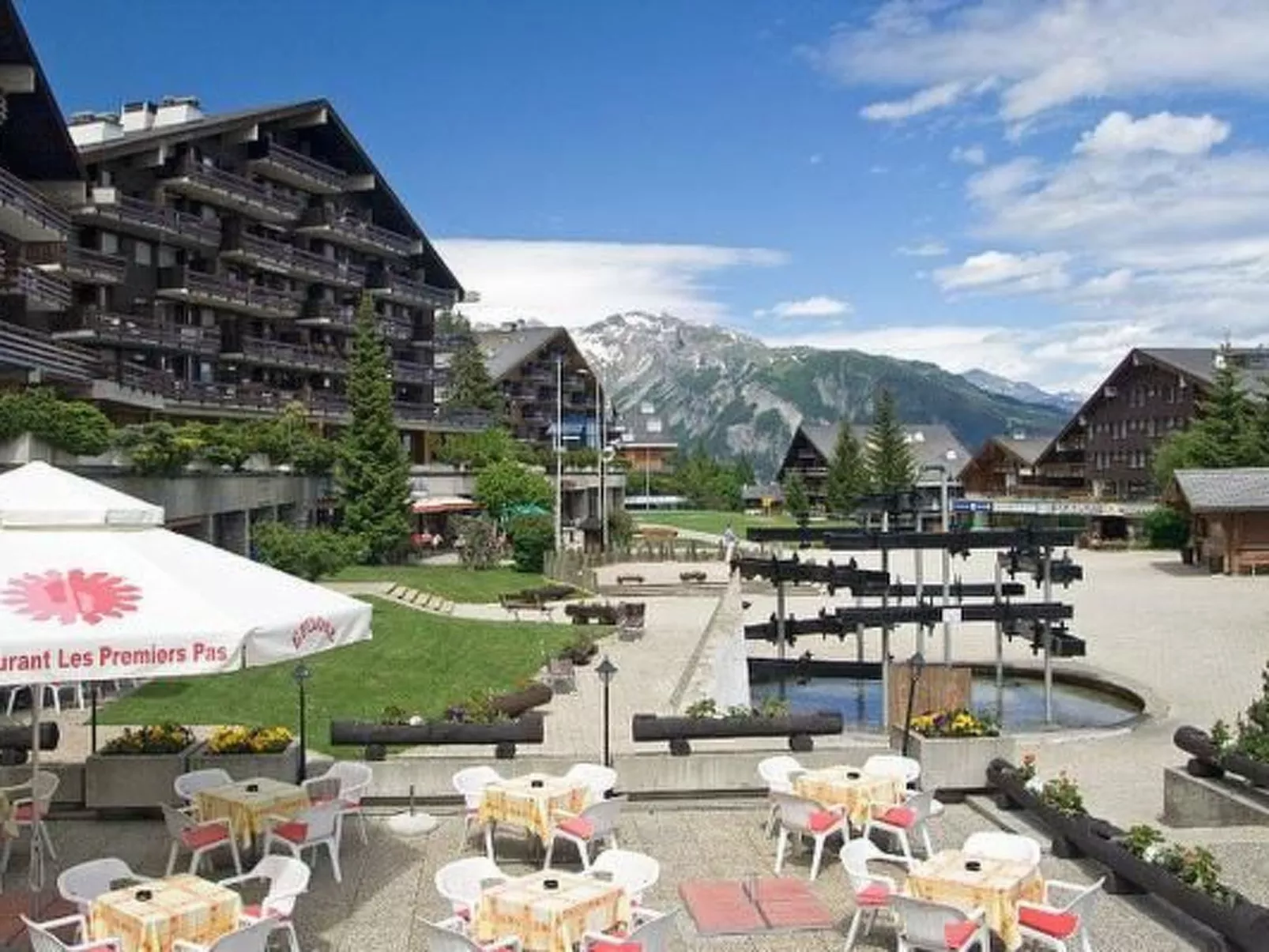 Ski-in Wohnung in Anzere mit Parkplatz-Buiten