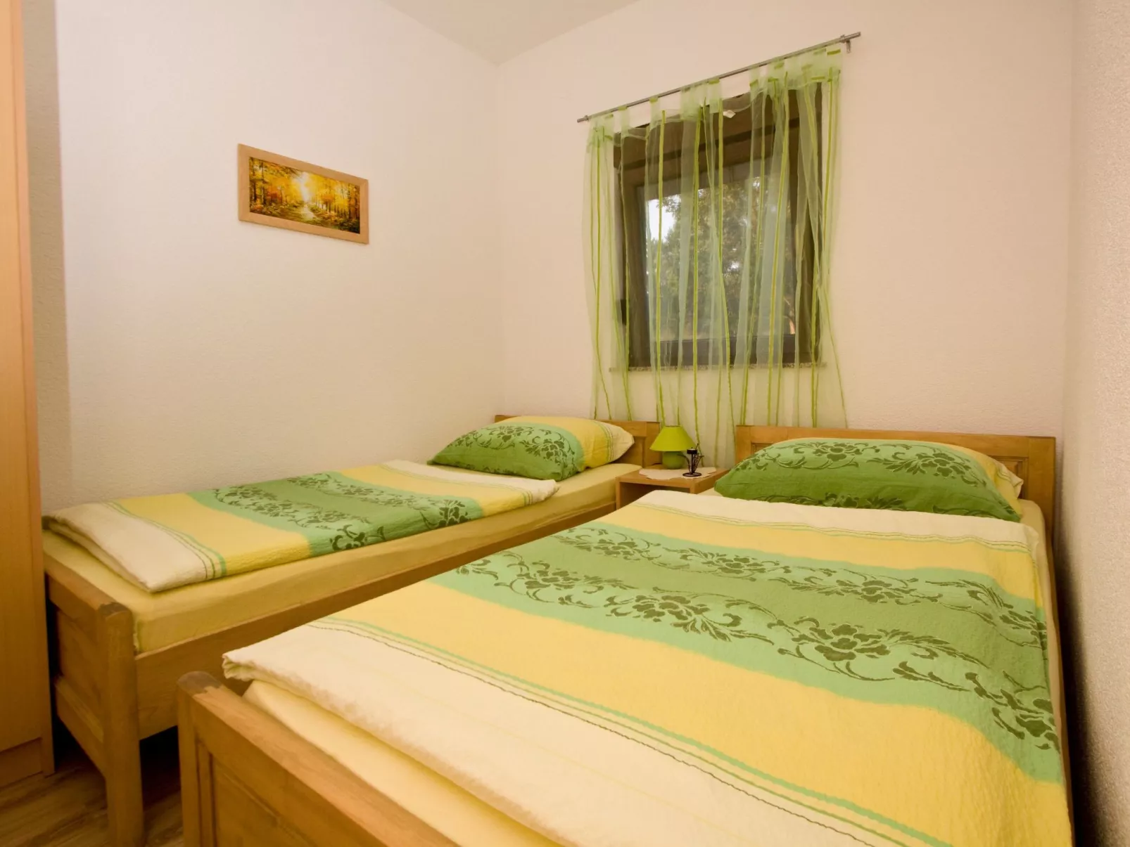 Mit Garten, Grill und Terrasse-Binnen