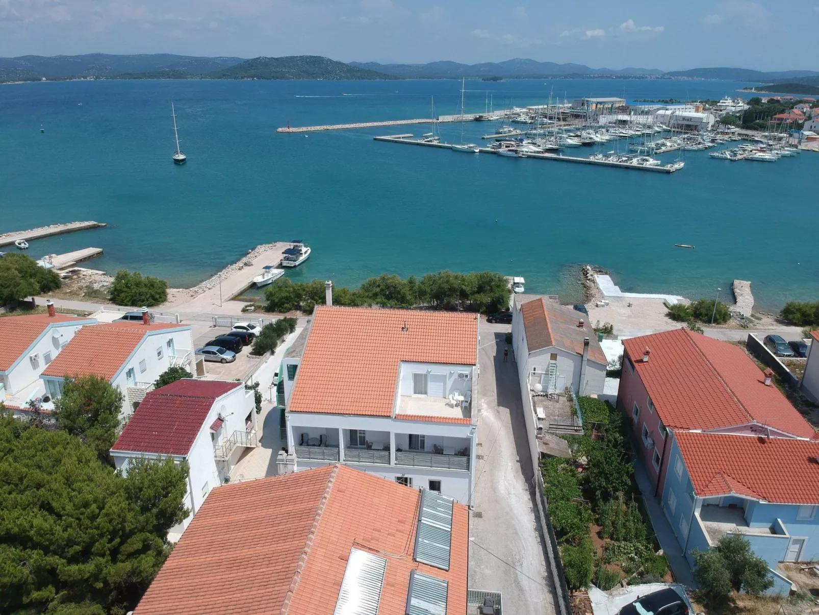 Studio in Strandnähe-Buiten