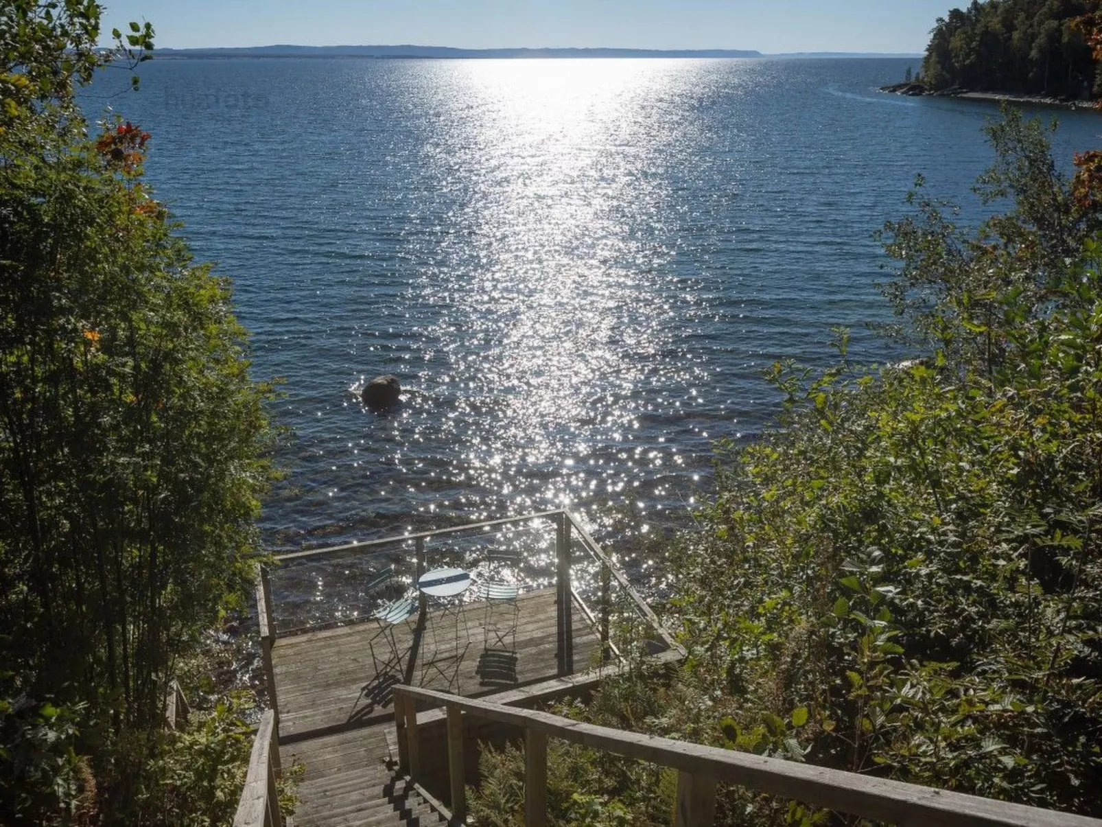 Ein  kleines Holzhaus-Buiten