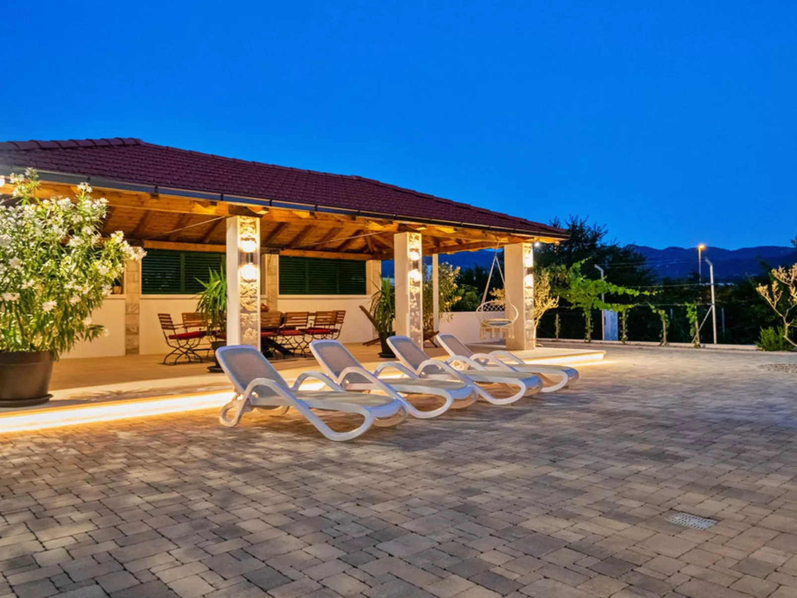 Ferienvilla "Nautica" mit Bergblick-Buiten