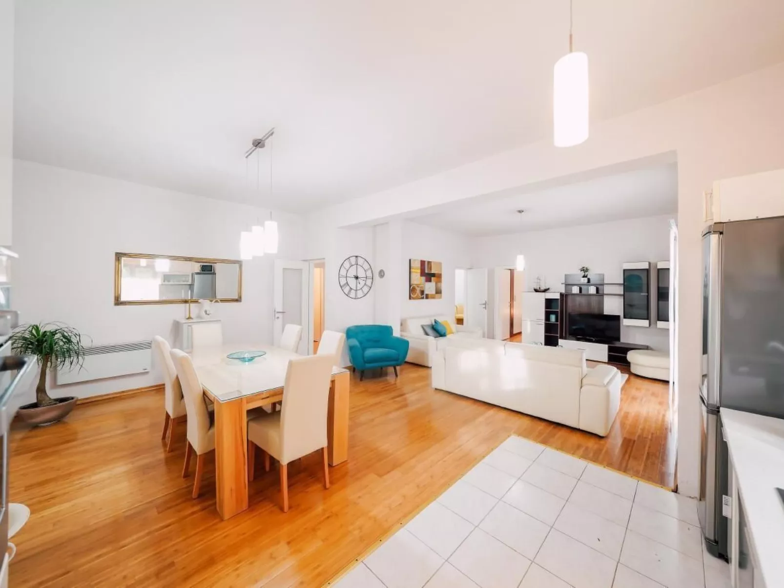 Wohnung mit Whirlpool-Binnen