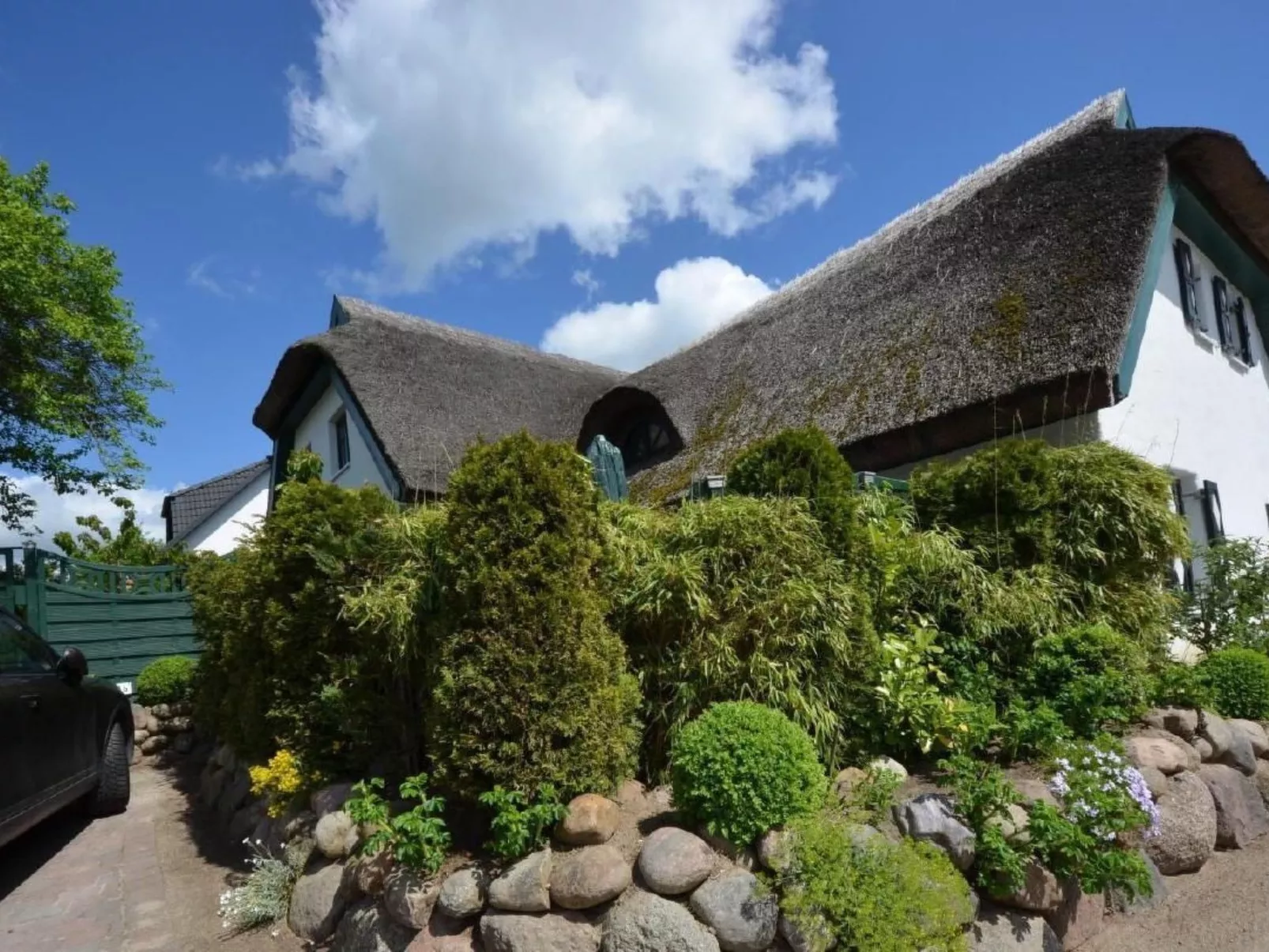 Kapitänshaus-Buiten