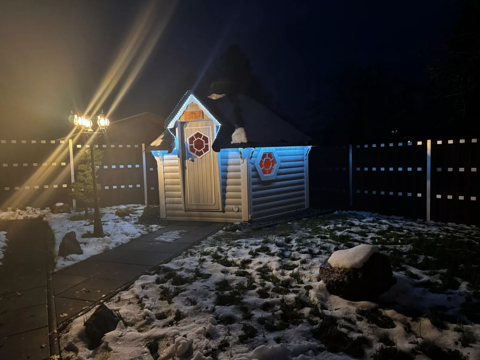 HAUS d MÖGLICHKEITEN-Buiten