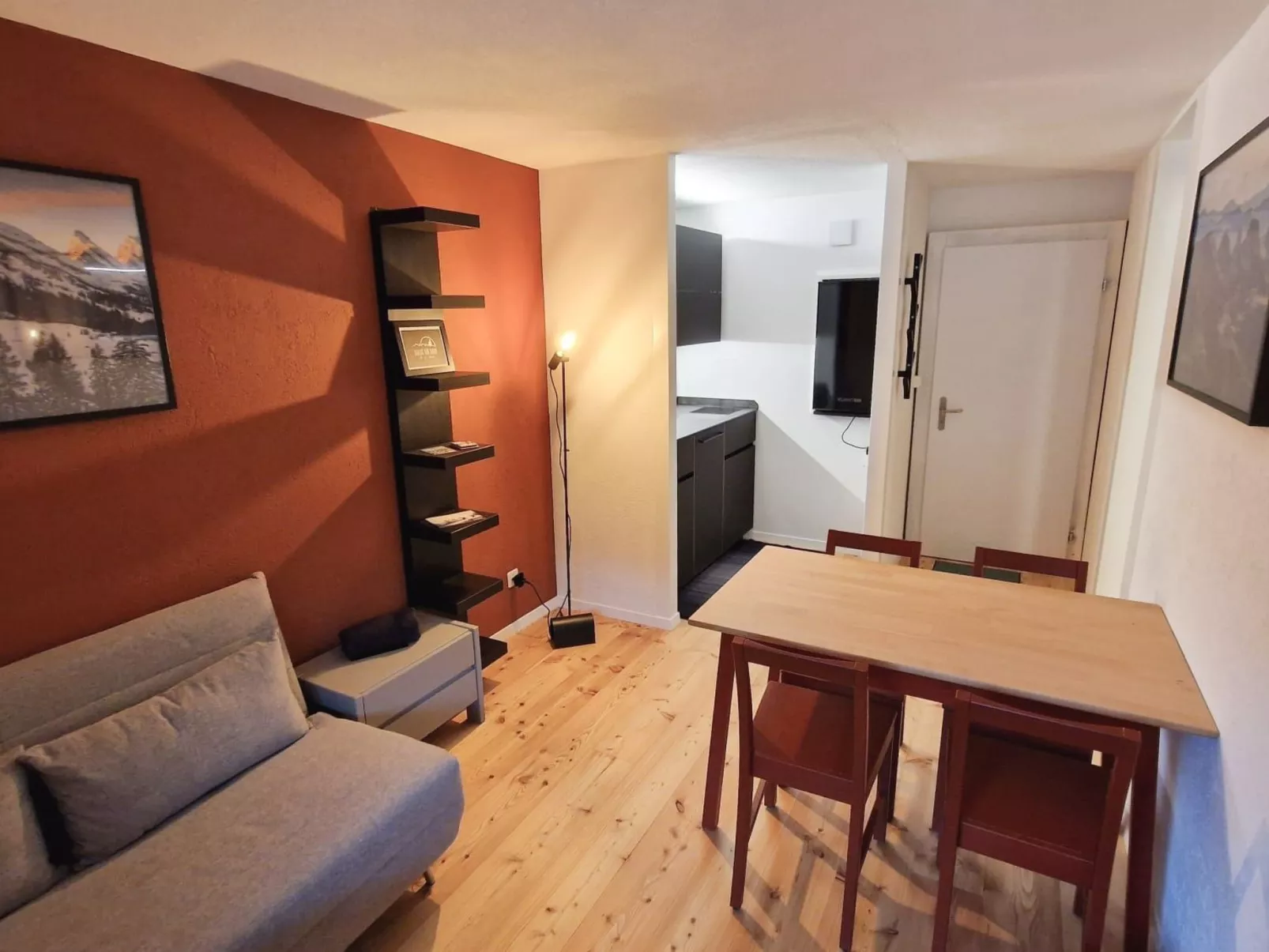 Modern kompakt Speer-Binnen