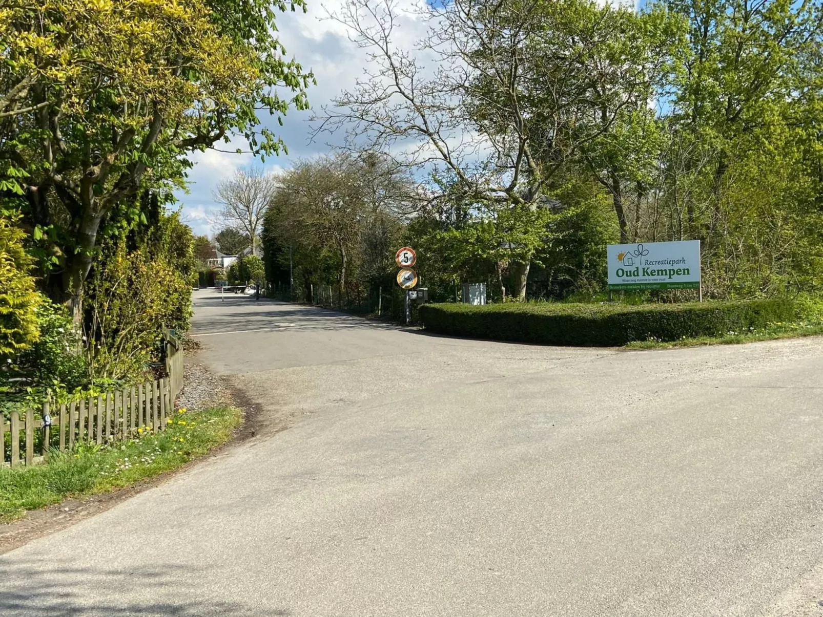 "Buurtweg 61"-Buiten