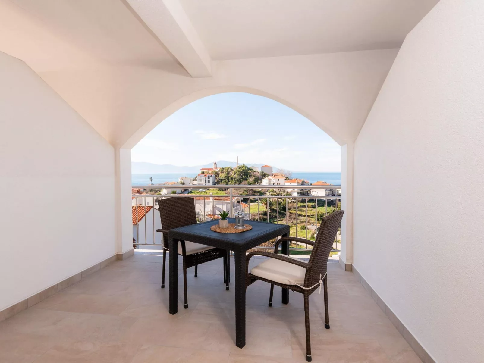 Mit privater Terrasse-Buiten