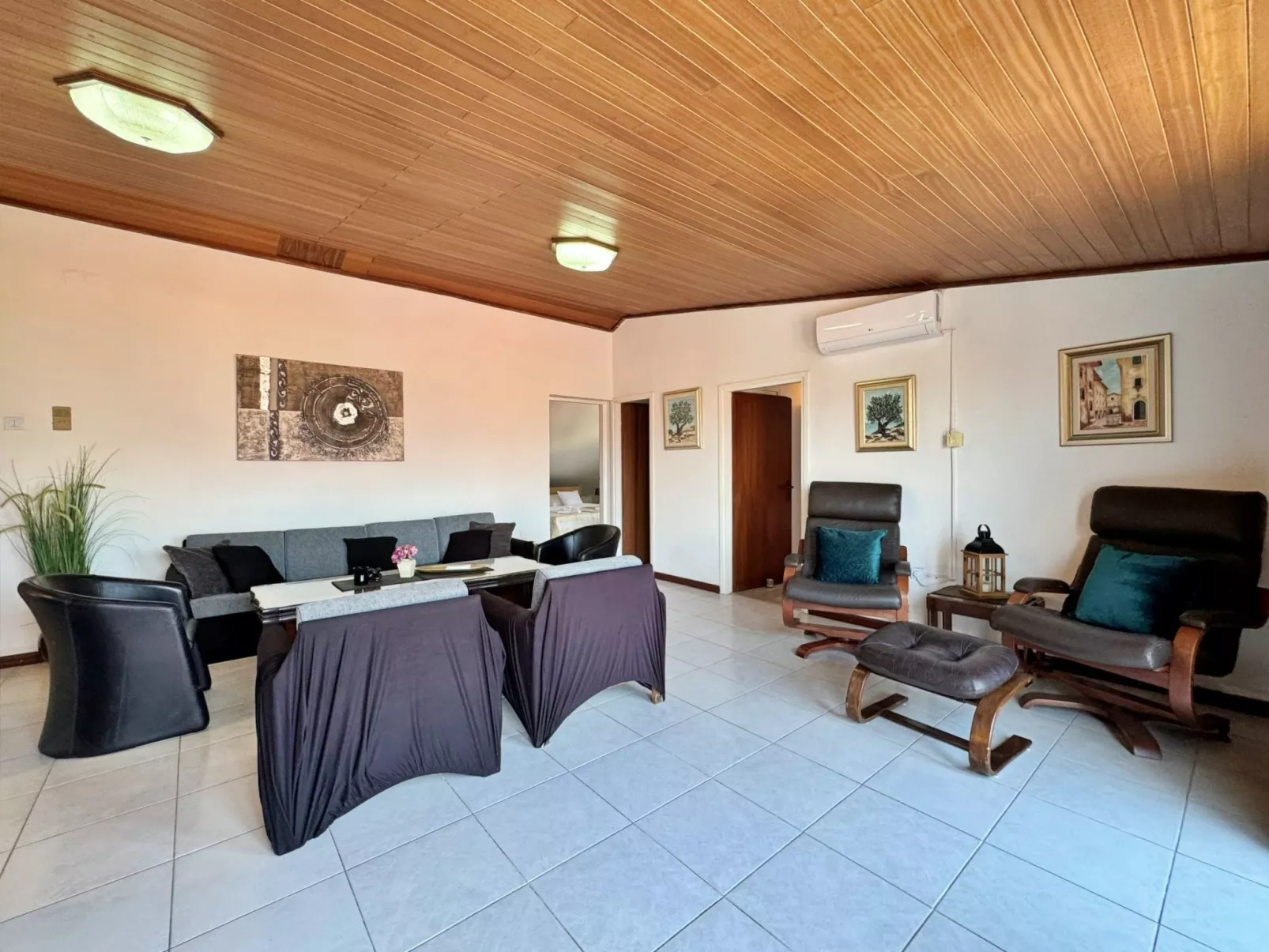 Apartment Lure-Image-tags.info