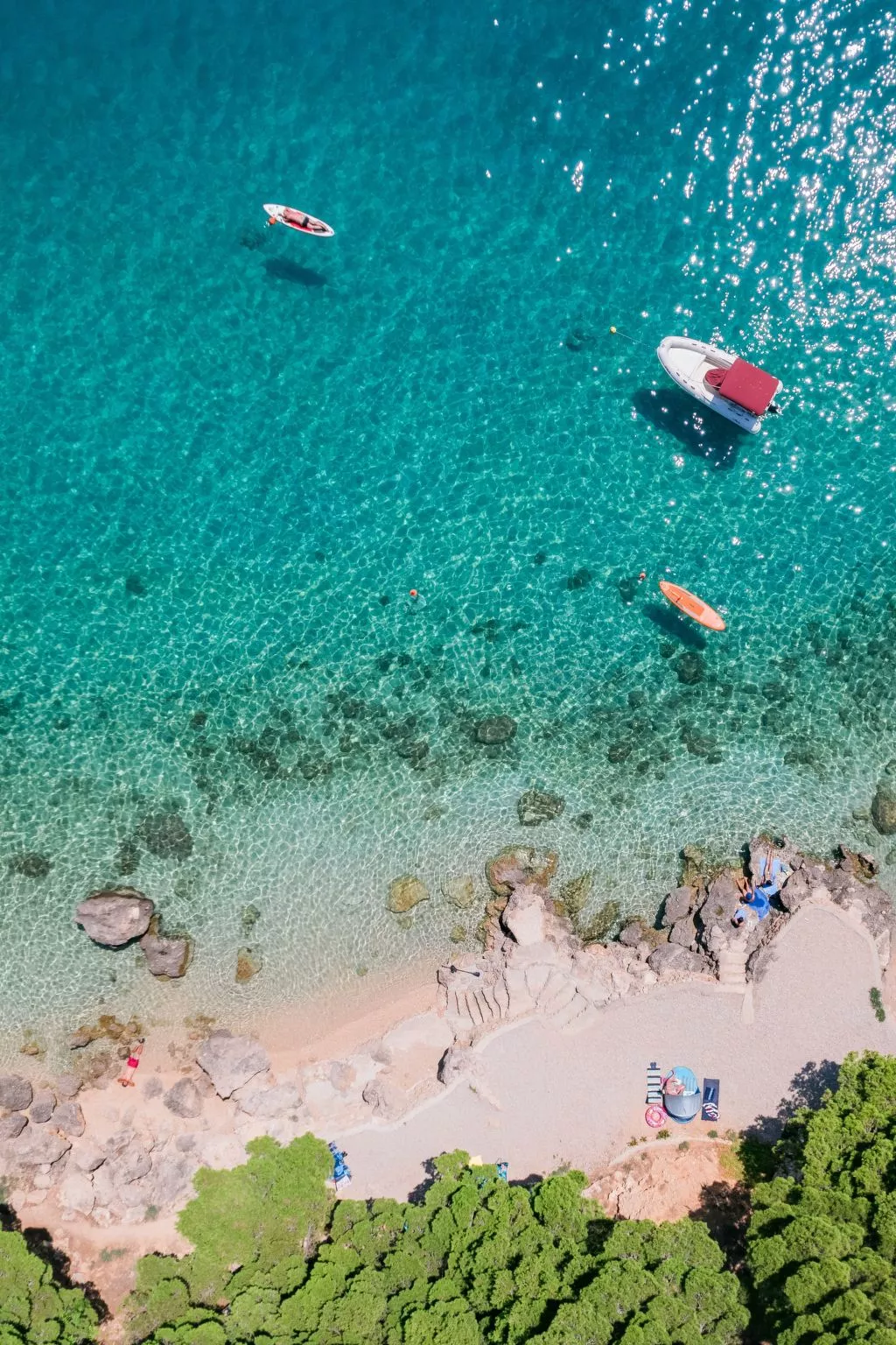 Charmantes Ferienhaus in Medići mit Privatem Pool-Buiten