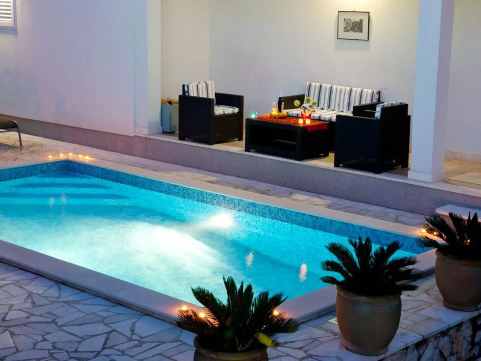 Charmante Villa Layla mit Meerblick und Pool-Buiten