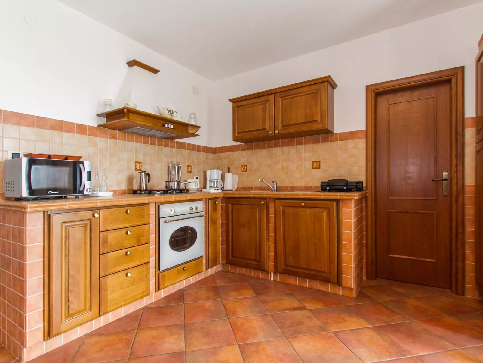 Villa Marina, mit Zugang zu zwei Gemeinschaftspools-Binnen