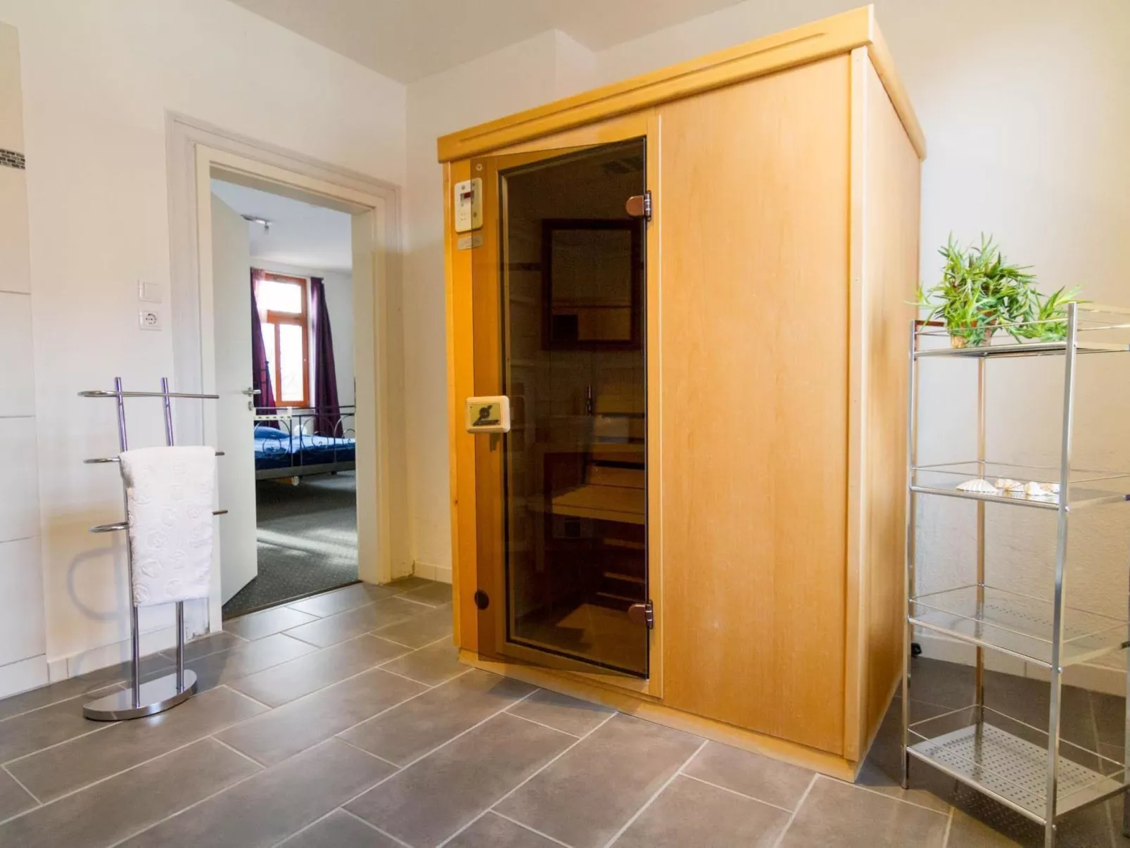 Großes, altes, umfassend saniertes Ferienhaus-Binnen