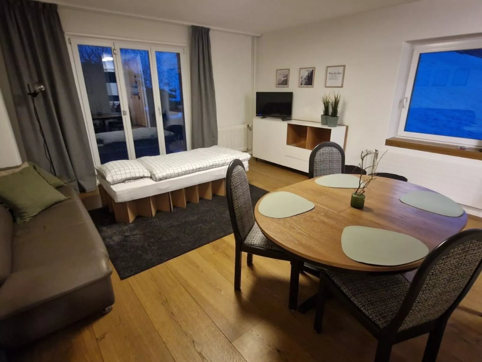 Terrasse & Pistenähe-Binnen