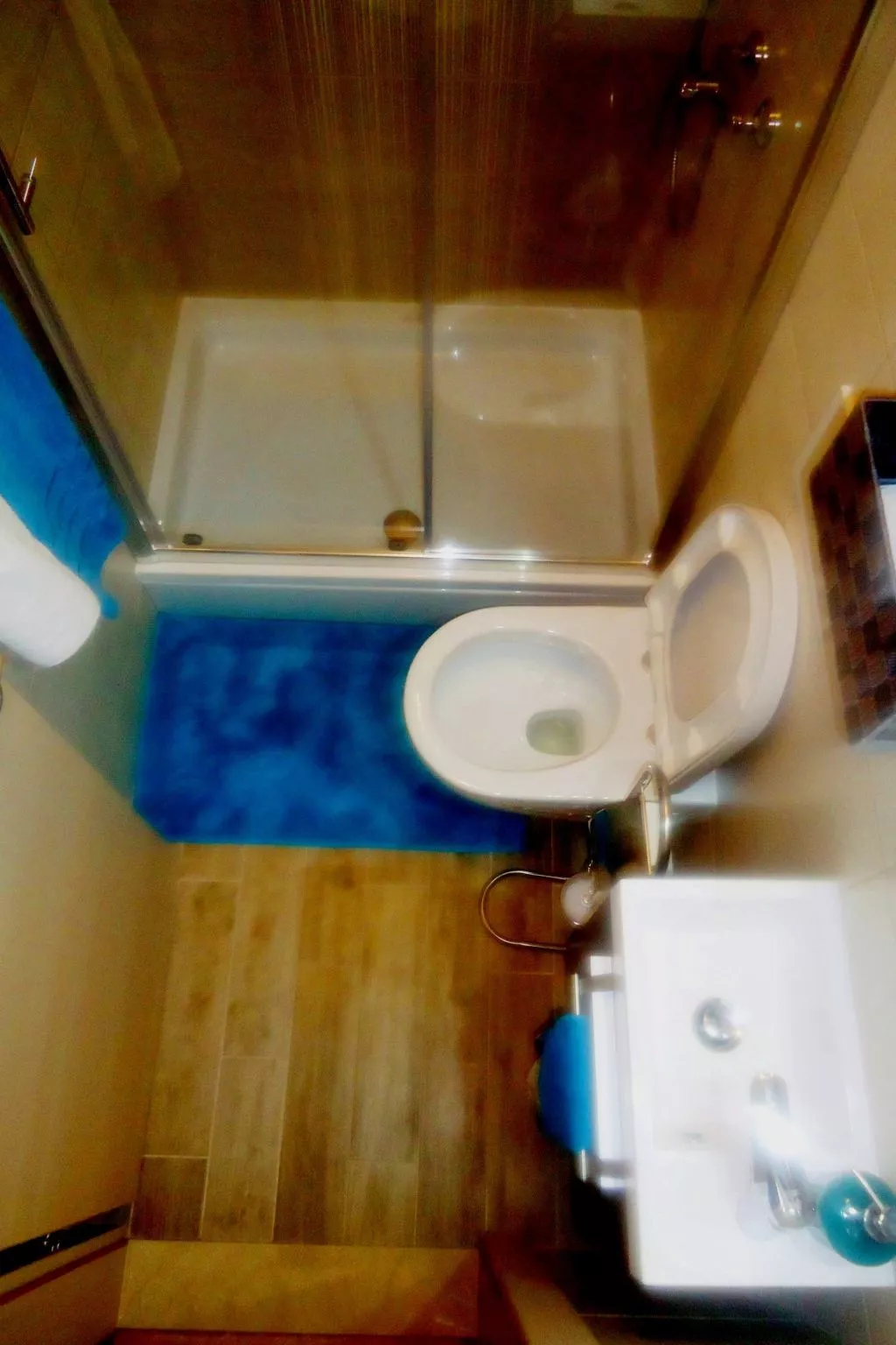 "Split Area Apartment"-Image-tags.info