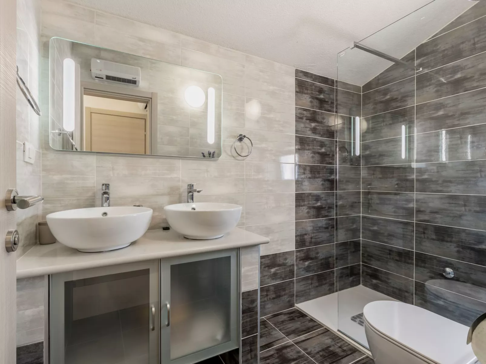 Mit Privatpool für 9 Personen ca. 95 m&sup2; in Sevid, Adriaküste Kroatien (Tro-Binnen