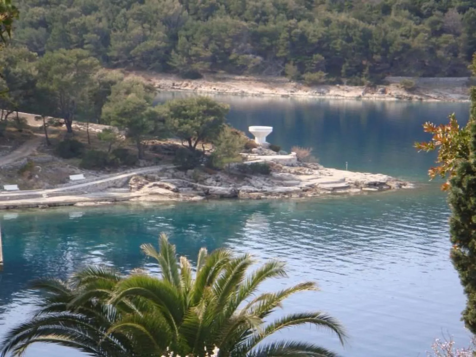 Hütte "Moj mir" mit Blick auf das Wasser-Buiten