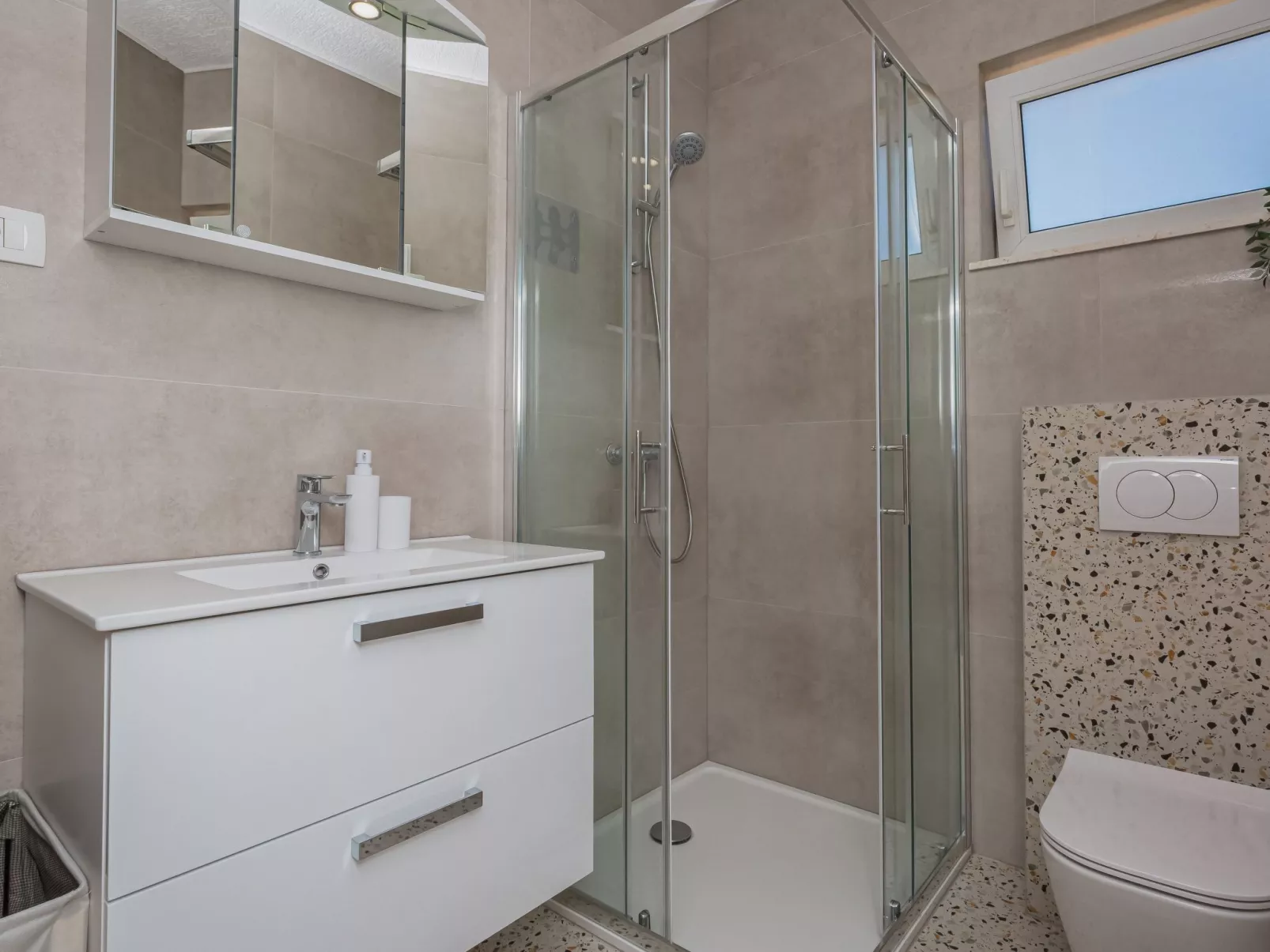 Ferienvilla 'Villa Zarello-Binnen