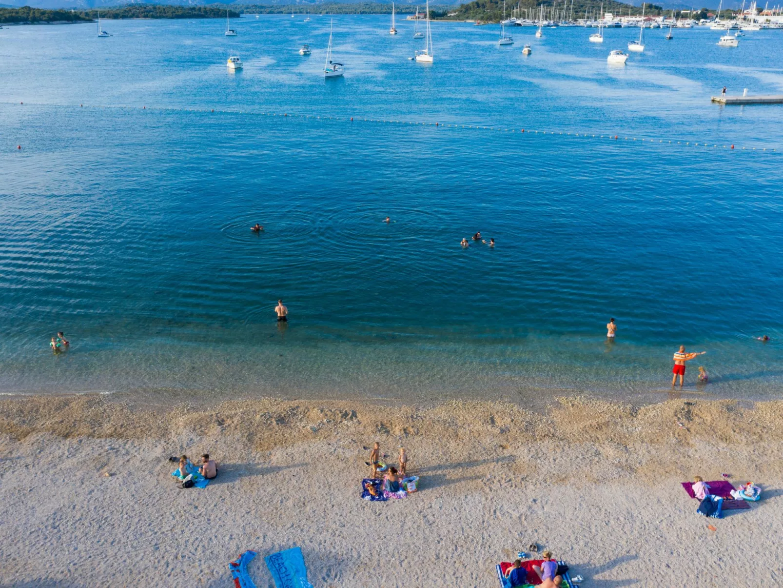 Wohnung mit Garten, Grill und Terrasse-Image-tags.info