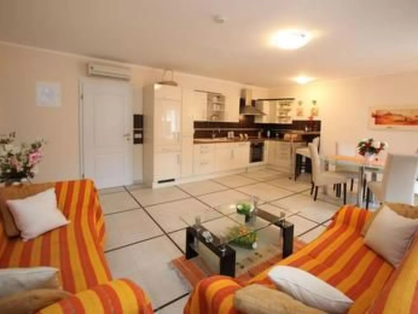 Villa "Bella"-Binnen