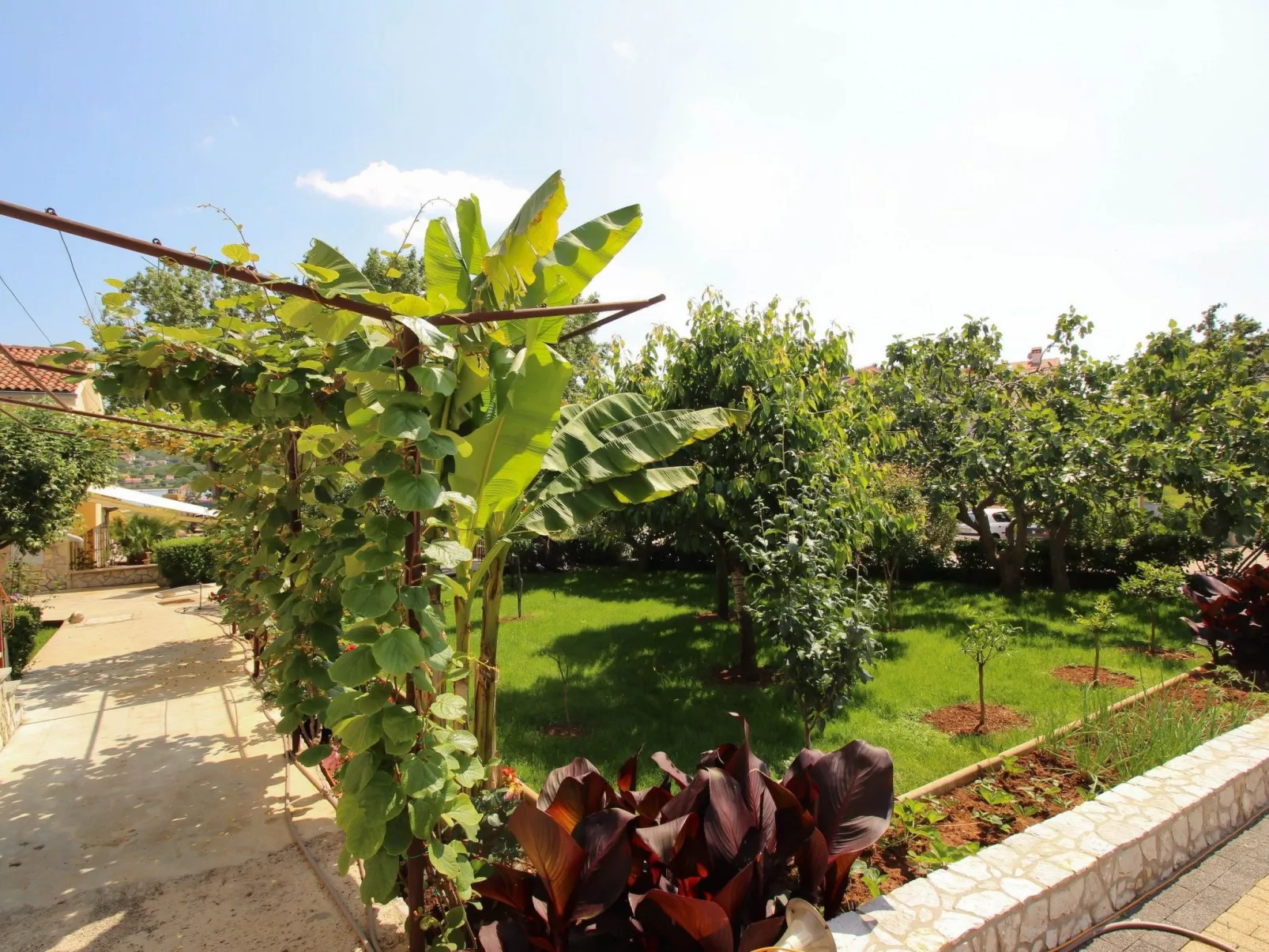 Apartment Nevenka-Buiten