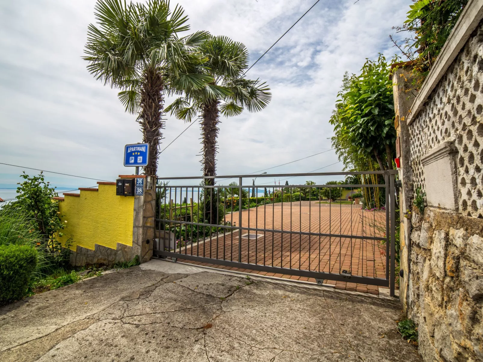 Mit Wasserblick-Buiten