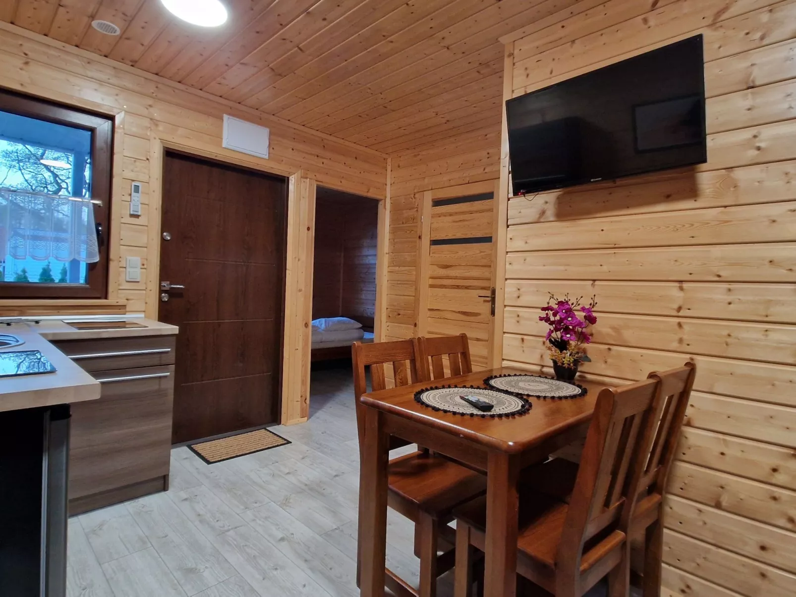 Mit privater Terrasse-Binnen